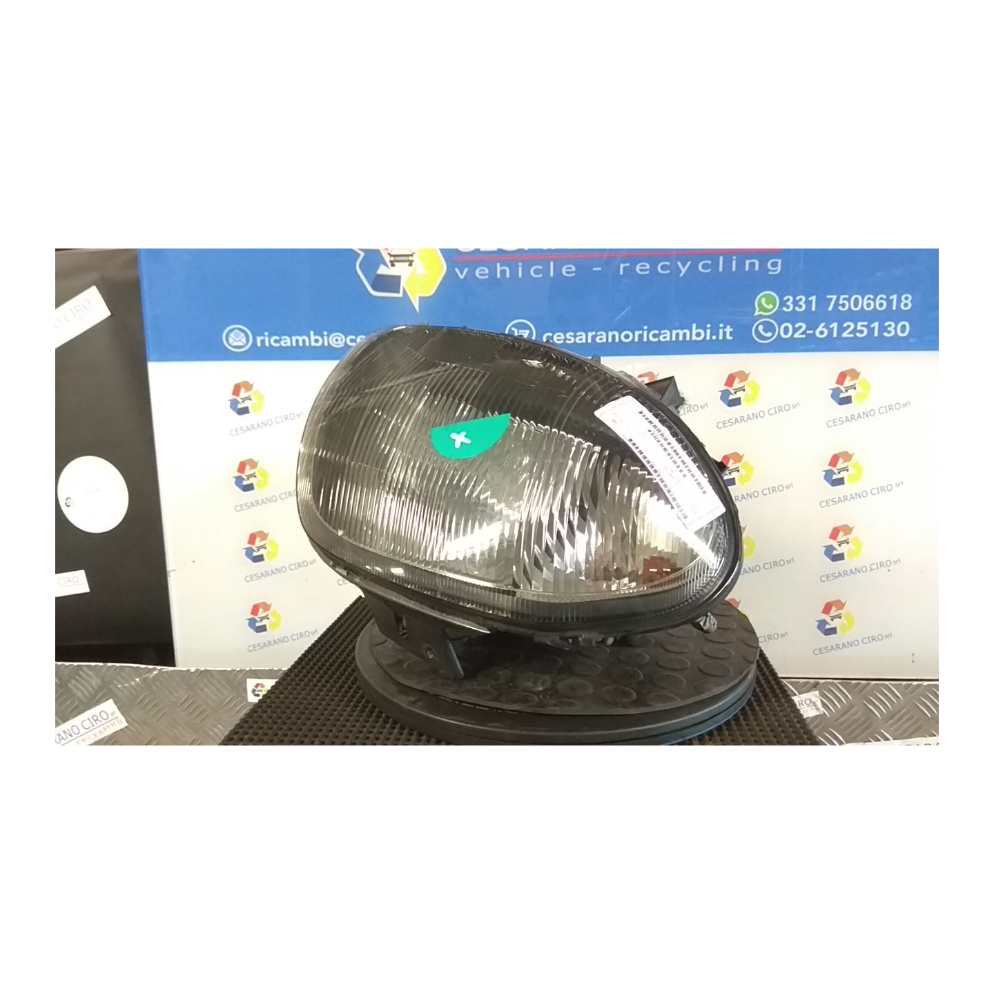 PROIETTORE HELLA DX. 010 RENAULT CLIO 2A SERIE (04/98-04/01) D7FD7 7701045169