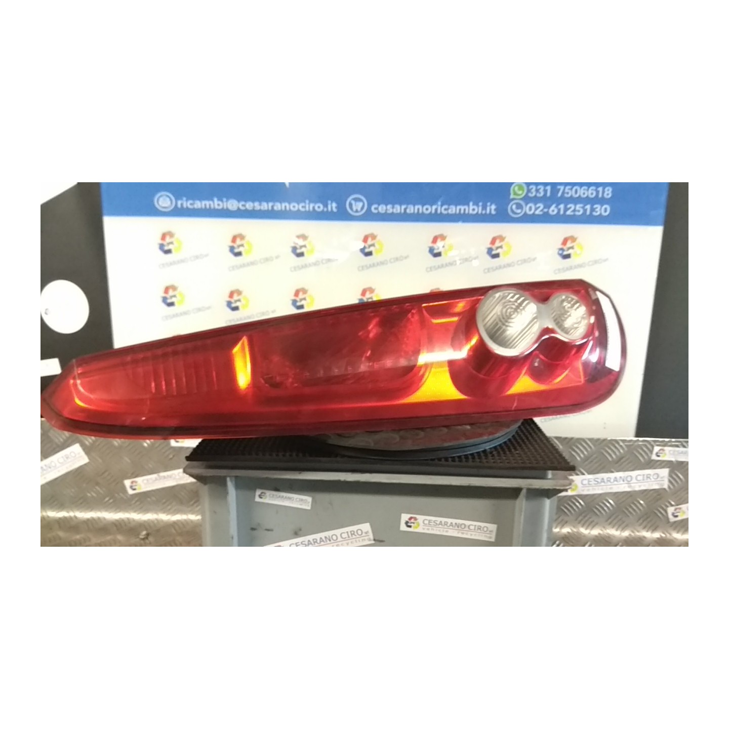 FANALE POST. SX. 035 FORD FIESTA (CBK) (12/05-12/08) FUJA 1437626