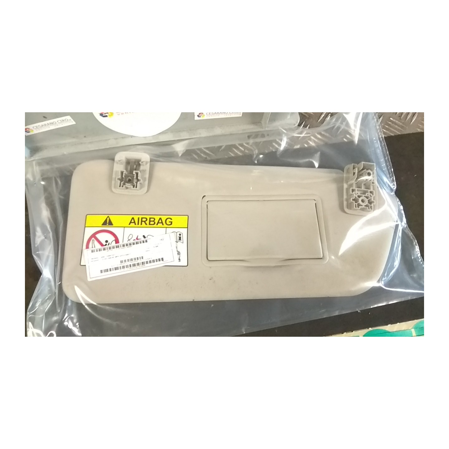 ALETTA PARASOLE PARABREZZA DX. 097 PEUGEOT 5008 (10/09-03/17) 9H05 8163LA