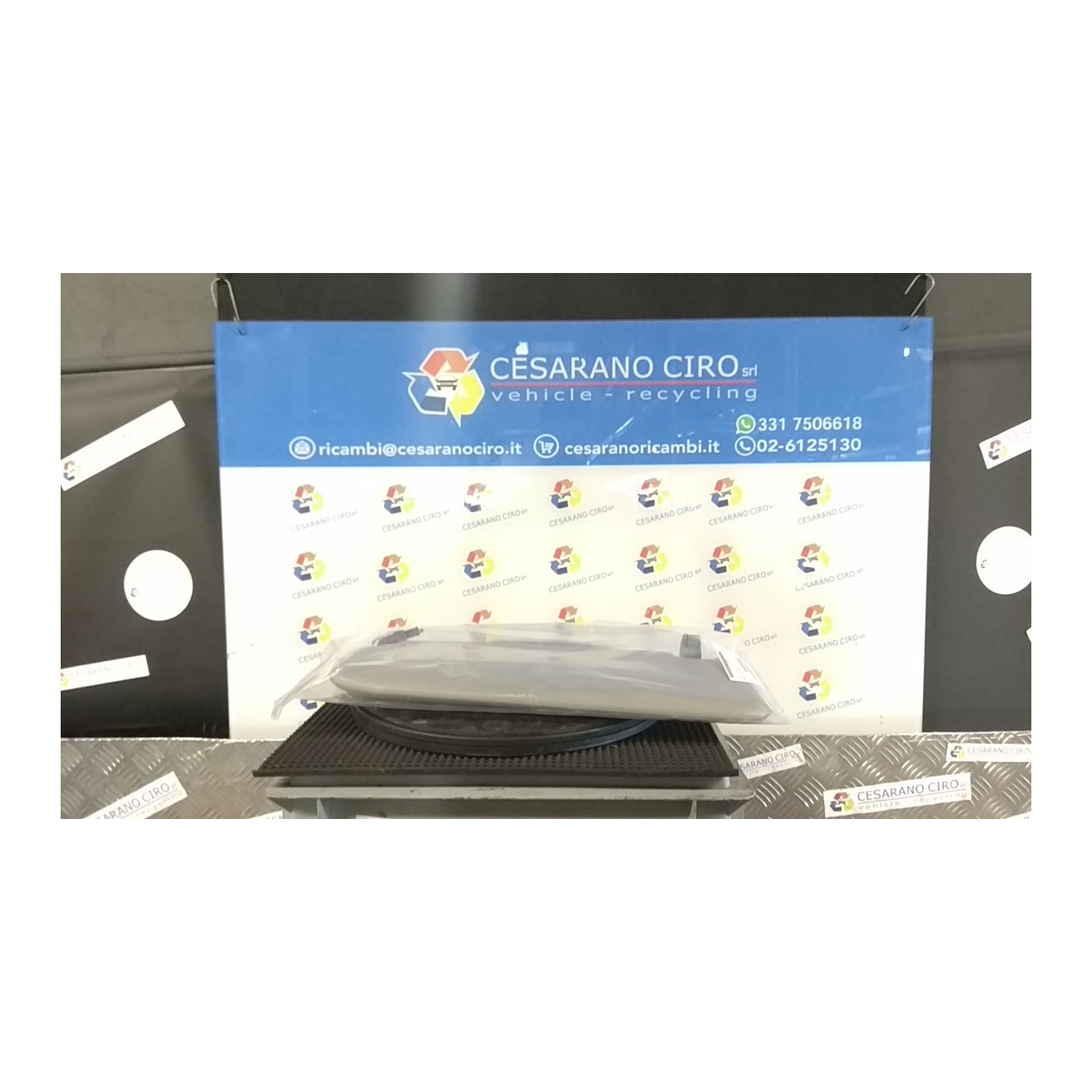 ALETTA PARASOLE PARABREZZA C/PELLE DAKOTA GRIGIO DX. 115 BMW SERIE 3 (E90/E91) (02/05-12/11 N47D20A 51166981650