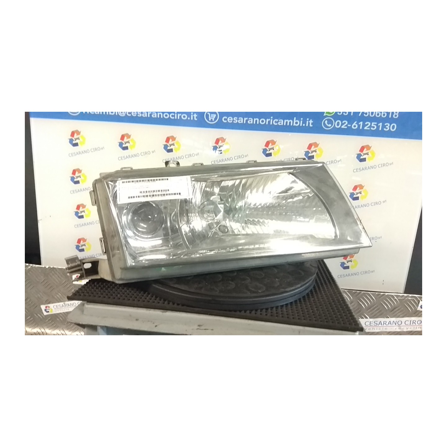 PROIETTORE 00- DX. 006 SKODA OCTAVIA (1U) (05/97-07/04) AVU 1U1941018N