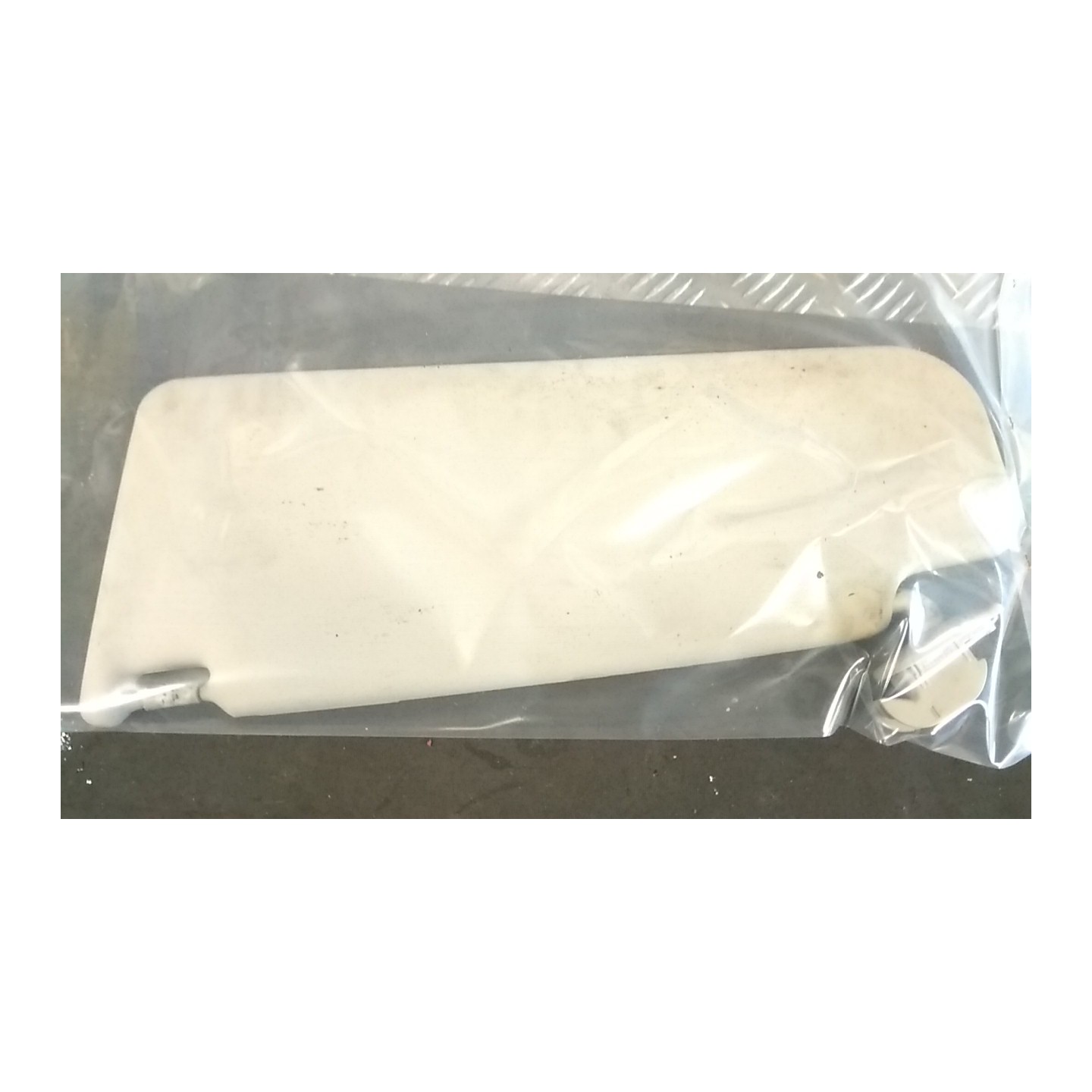 ALETTA PARASOLE PARABREZZA DX. 035 SKODA OCTAVIA (1U) (05/97-07/04) AVU 1U0857552NX14