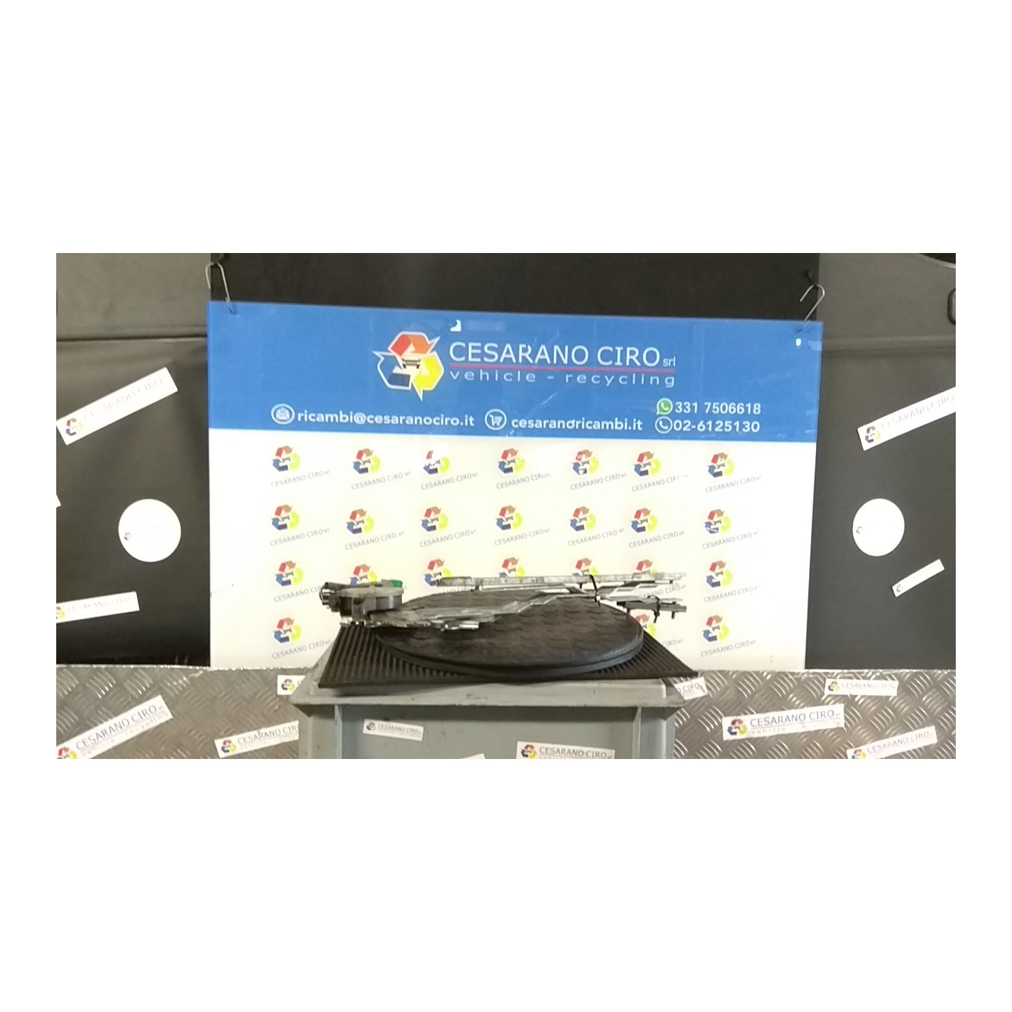 ALZACRISTALLO ELETTR. PORTA ANT. DX. 012 SUBARU IMPREZA 1A SERIE (07/94-12/00 EJ16 62112FA000