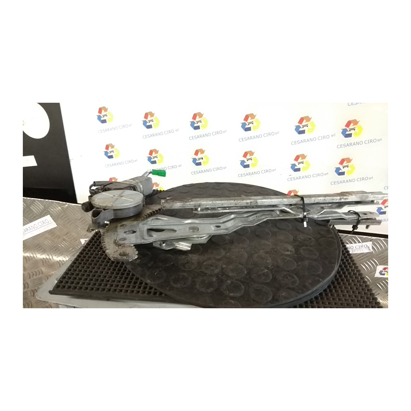 ALZACRISTALLO ELETTR. PORTA ANT. DX. 012 SUBARU IMPREZA 1A SERIE (07/94-12/00 EJ16 62112FA000