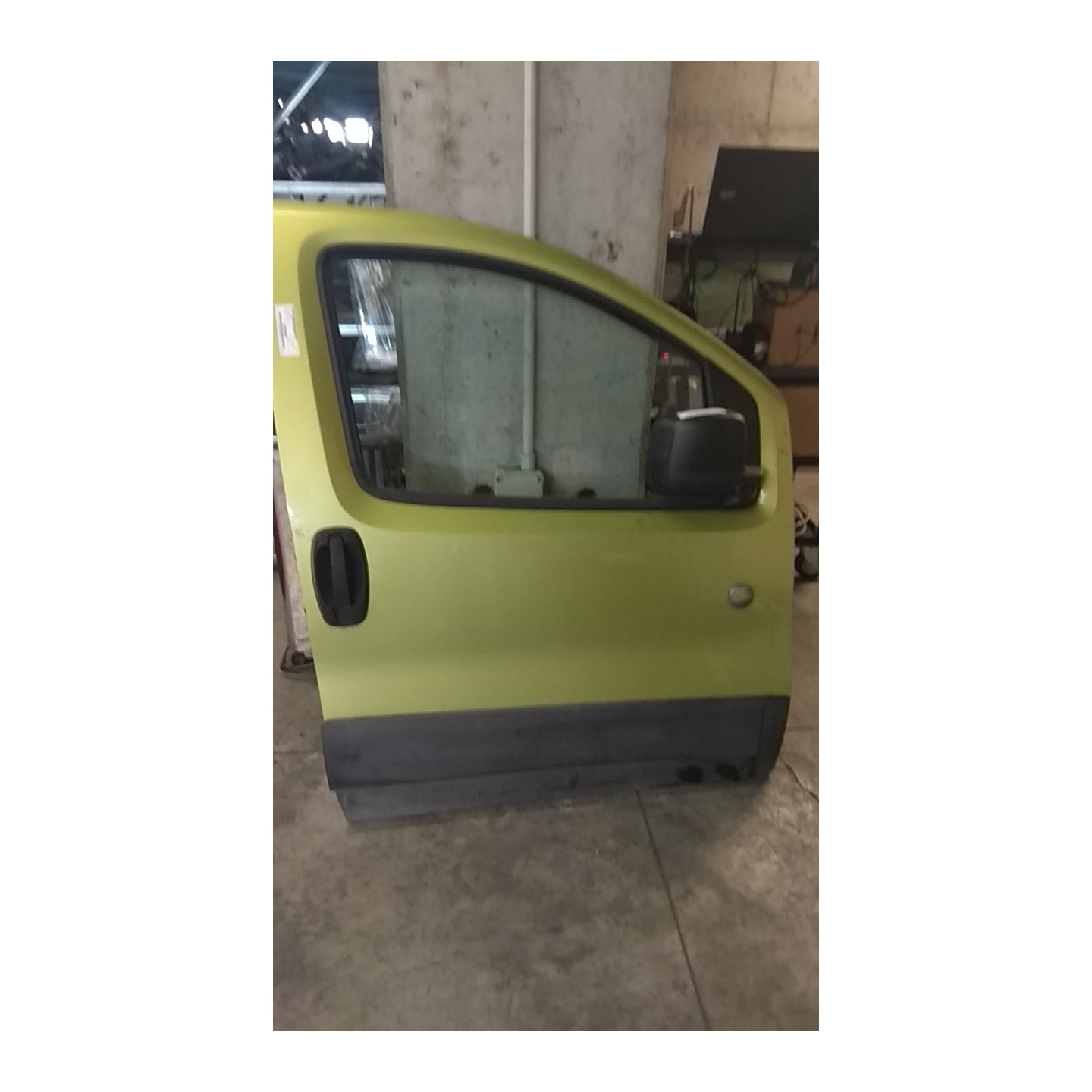 PORTA ANT. DX. 057 PEUGEOT BIPPER (10/08-) 8HS 9004AZ