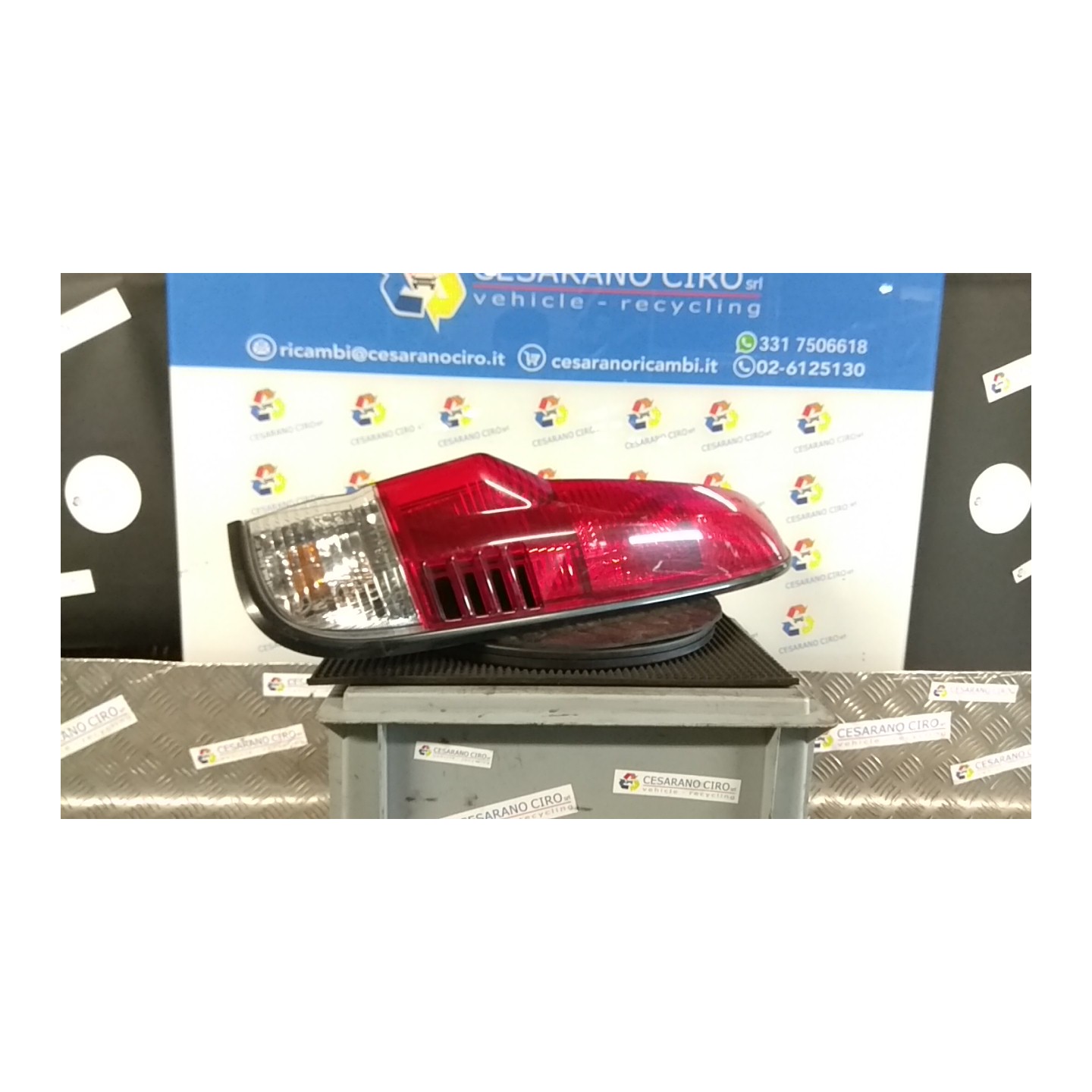 FANALE POST. DX. 059 DAIHATSU TERIOS 1A SERIE (09/97-10/06) K3 8155087405000
