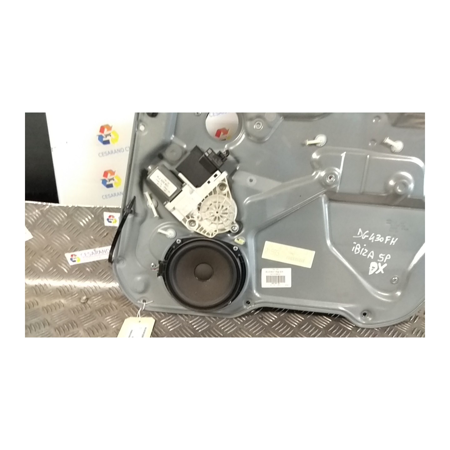 ALZACRISTALLO PORTA ANT. DX. 098 SEAT IBIZA (6L) (12/01-08/09) AXR 6L4837462