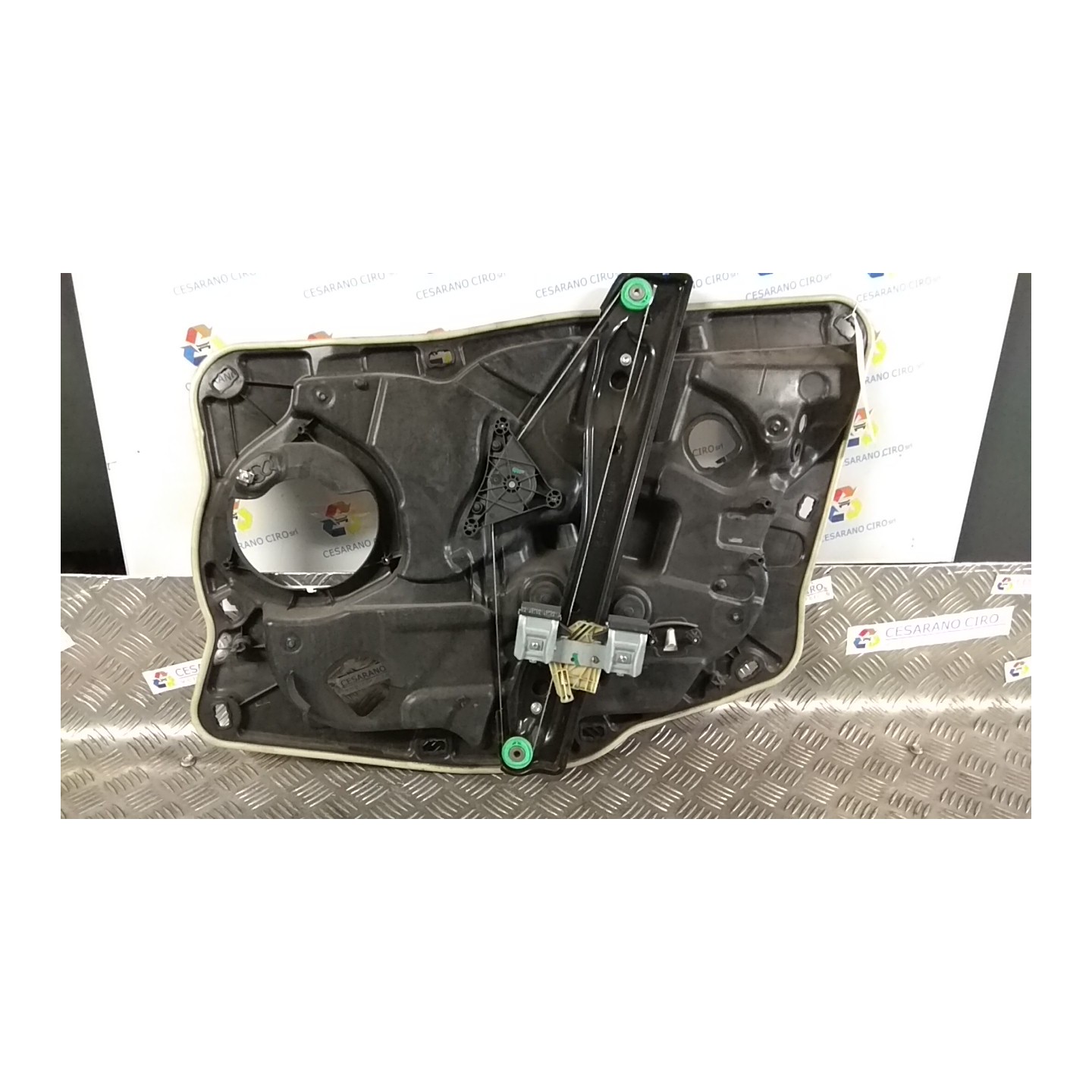 ALZACRISTALLO ELETTR. PORTA ANT. SX. 099 FIAT 500X (5F) (11/14-) 55263624 51960724