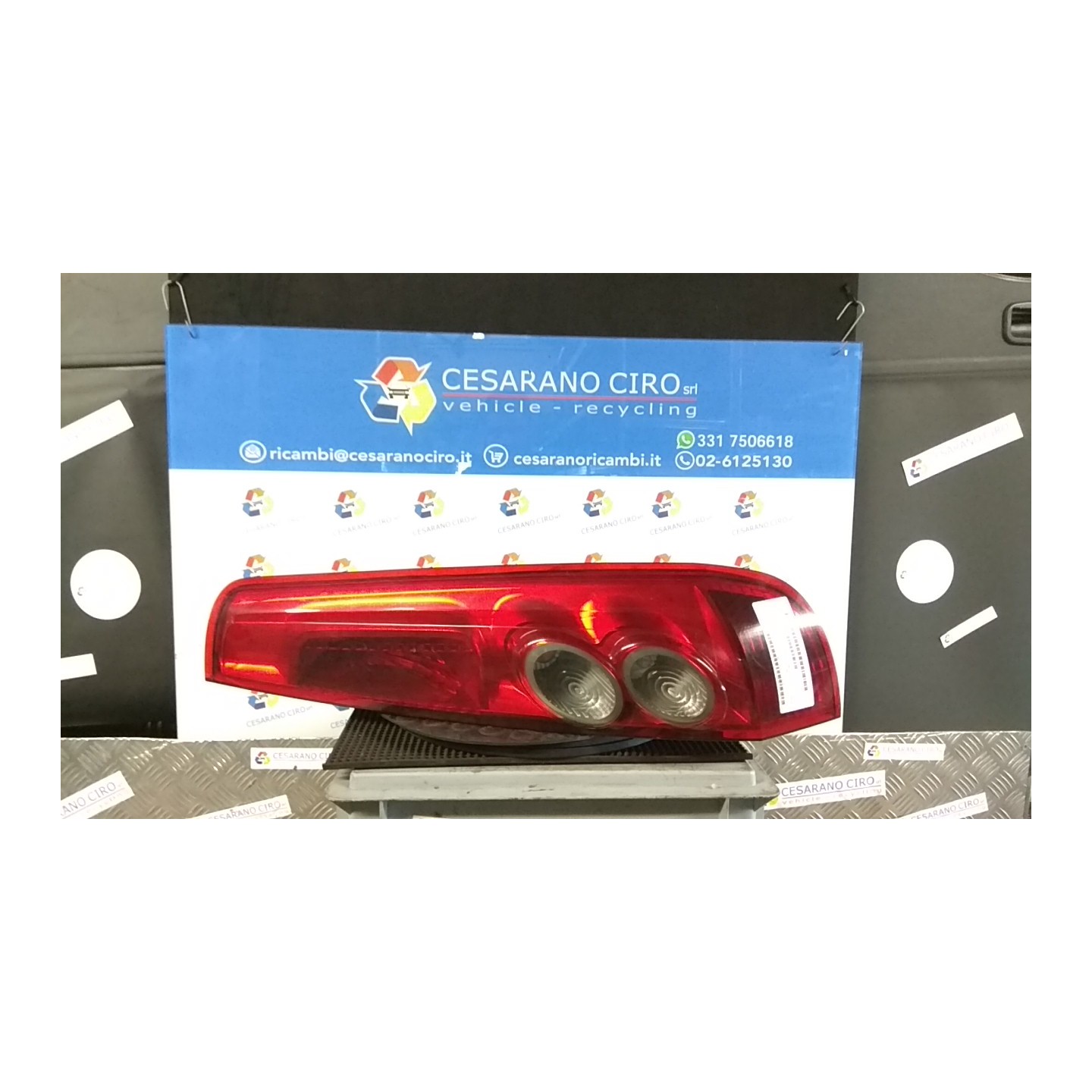 FANALE POST. DX. 102 FORD FIESTA (CBK) (12/05-12/08) F6JB 1432269