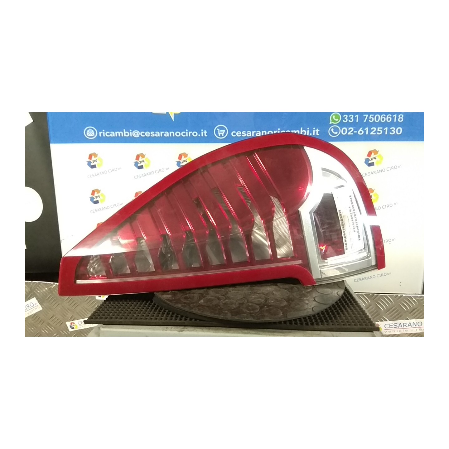 FANALE POST. DX. 118 RENAULT SCENIC 3A SERIE (04/09-10/13) K9KJ8 265500014R