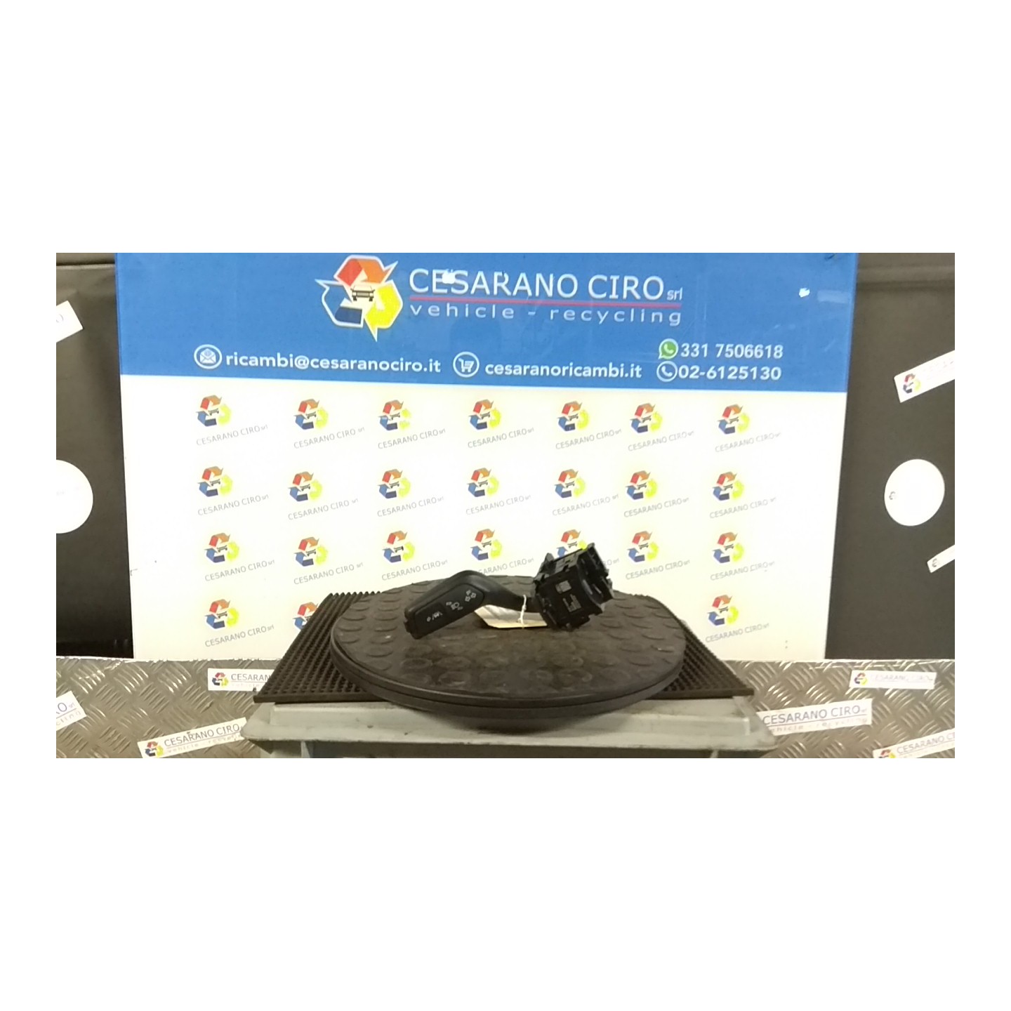 BLOCCO COMANDI TERGICRISTALLI 064 FORD PUMA (CF7) (09/19-) B7JB 2101020