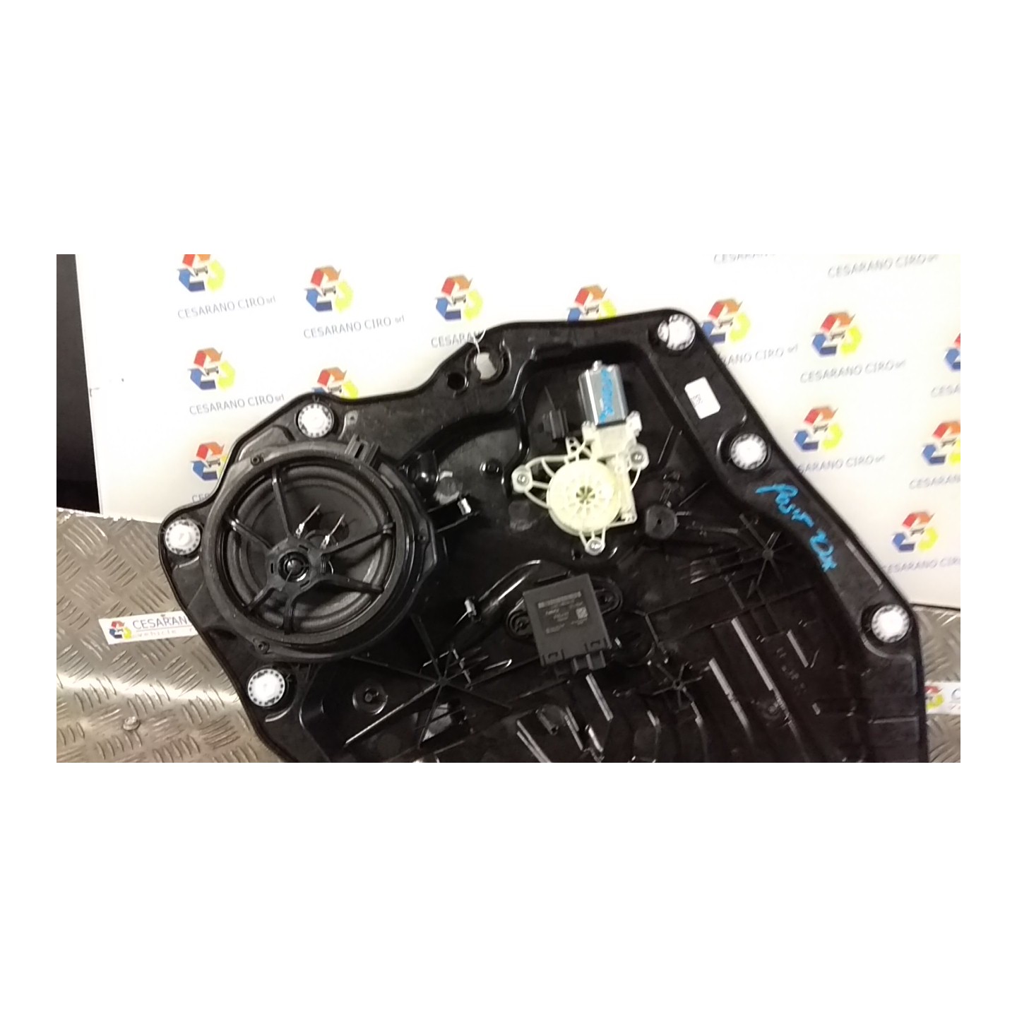 ALZACRISTALLO ELETTR. PORTA POST. DX. 070 FORD PUMA (CF7) (09/19-) B7JB 2512832