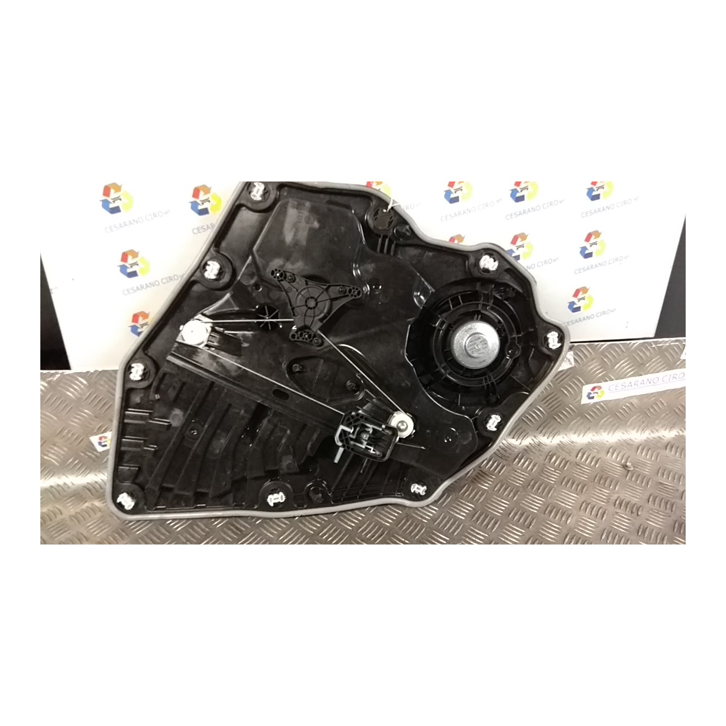 ALZACRISTALLO ELETTR. PORTA POST. DX. 070 FORD PUMA (CF7) (09/19-) B7JB 2512832