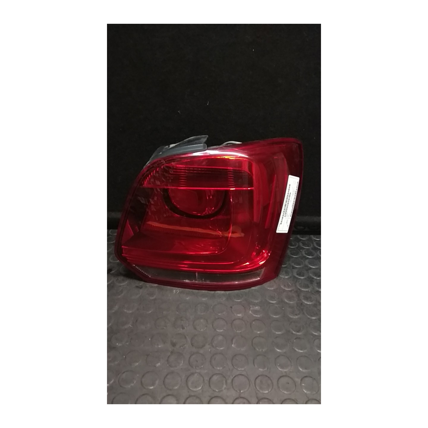 FANALE POST. AL DX. 009 VOLKSWAGEN POLO (6R) (05/09-) CGP 6R0945096AH
