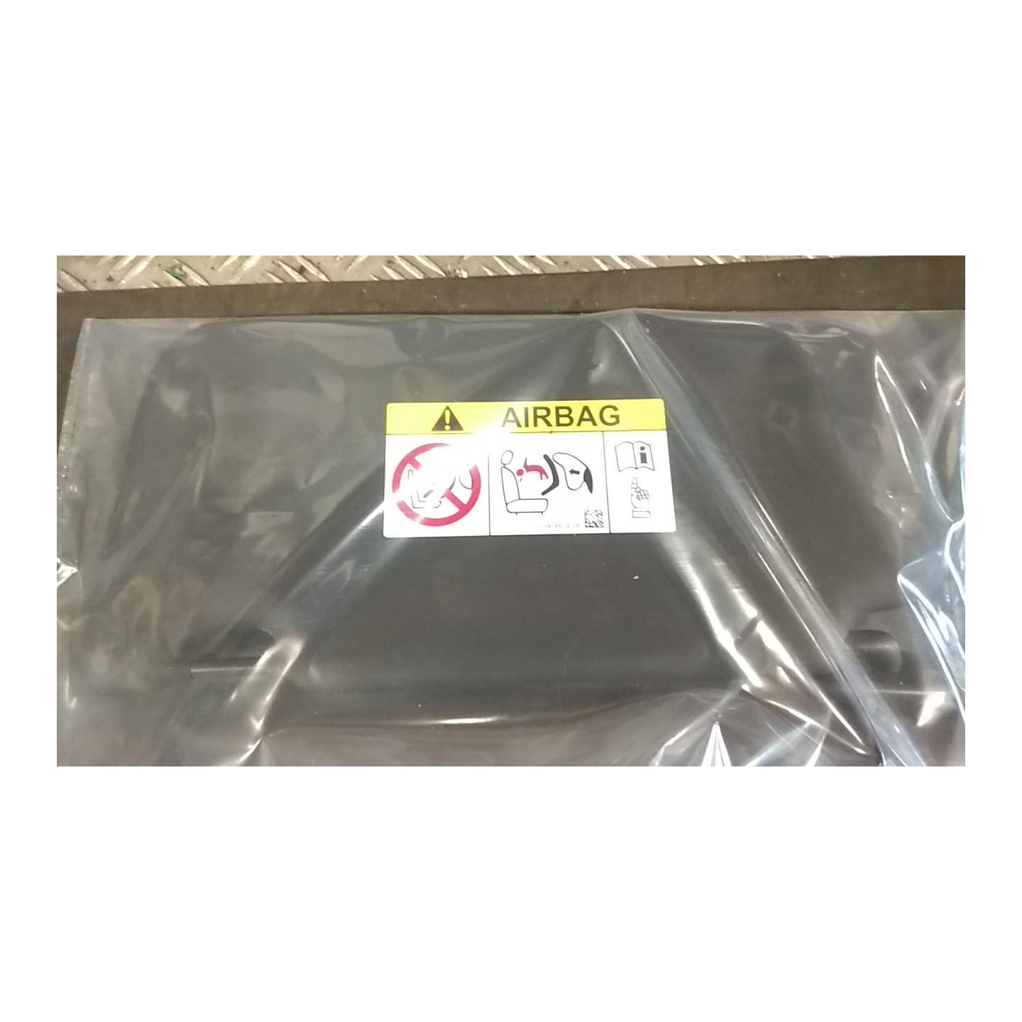 ALETTA PARASOLE PARABREZZA DX. 075 FORD PUMA (CF7) (09/19-) B7JB 2434896