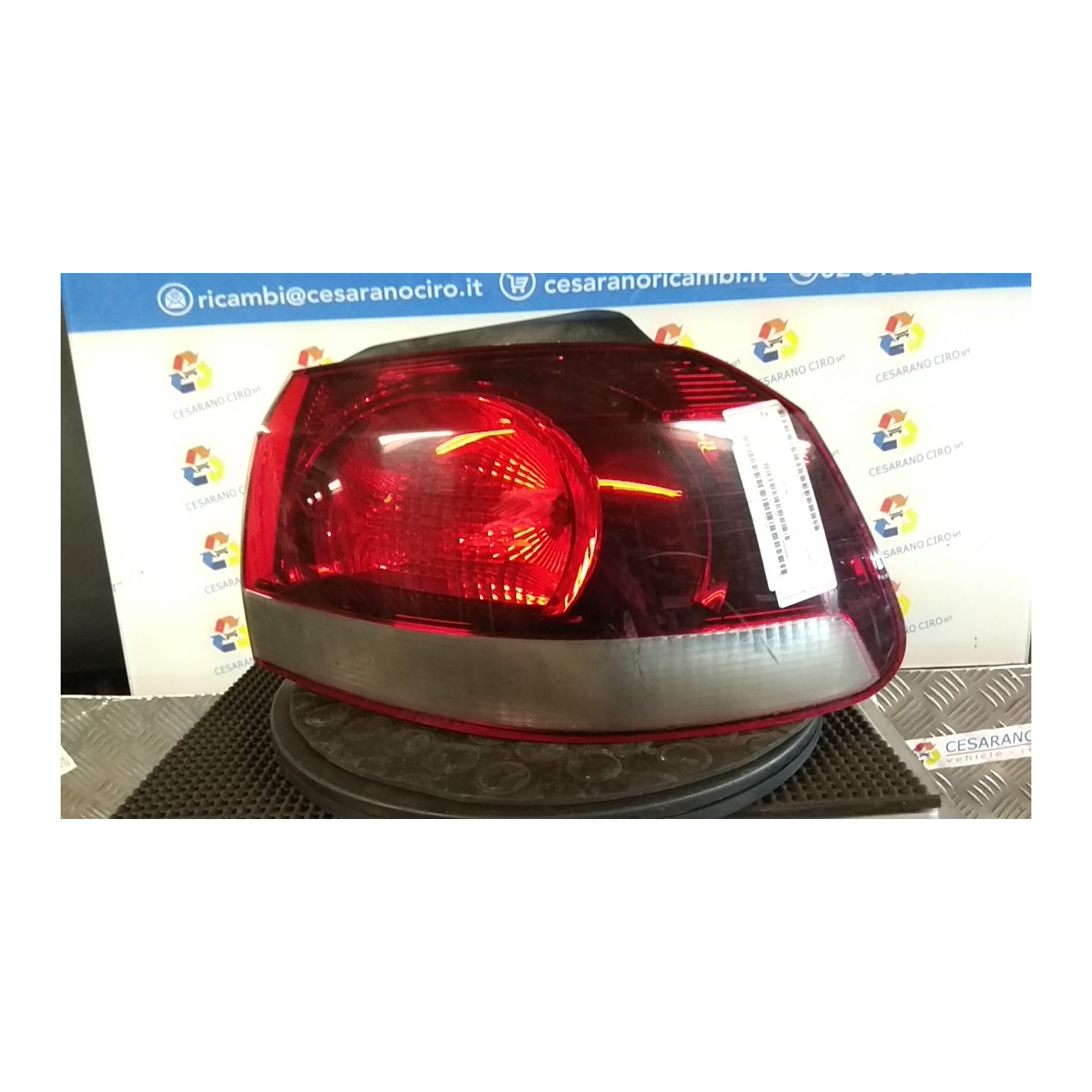 FANALE POST. PARTE EST. OSCURATO DX. 055 VOLKSWAGEN GOLF (5K/AJ) (09/08-) CAV 5K0945096M