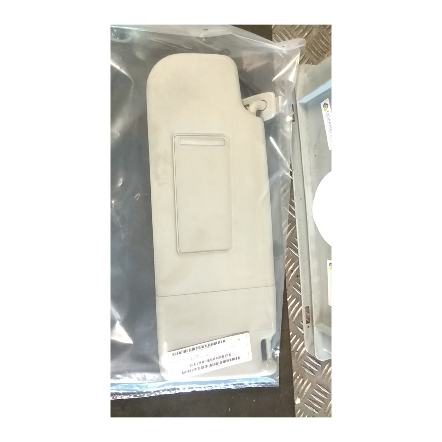 ALETTA PARASOLE PARABREZZA SX. 099 VOLKSWAGEN GOLF (5K/AJ) (09/08-) CAV 1K0857551L2F4