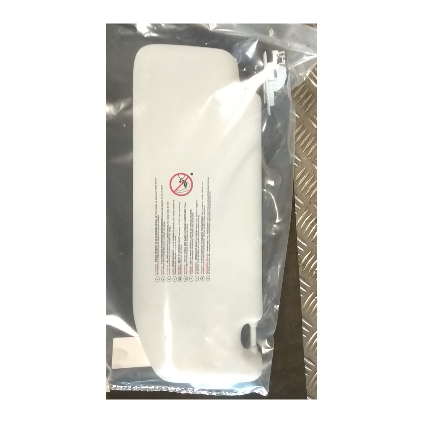 ALETTA PARASOLE PARABREZZA OCCULTABILE DX. 067 PEUGEOT 208 (01/12-11/15) HM01 16125932PR