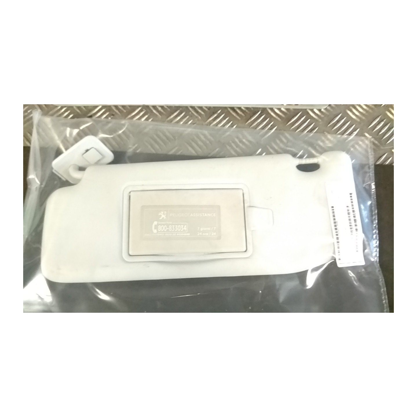 ALETTA PARASOLE PARABREZZA OCCULTABILE SX. 068 PEUGEOT 208 (01/12-11/15) HM01 16125932PR