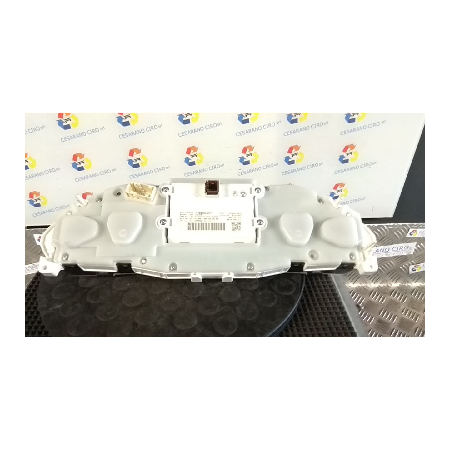 QUADRO STRUMENTI COMPL. 075 PEUGEOT 208 (01/12-11/15) HM01 9805399980