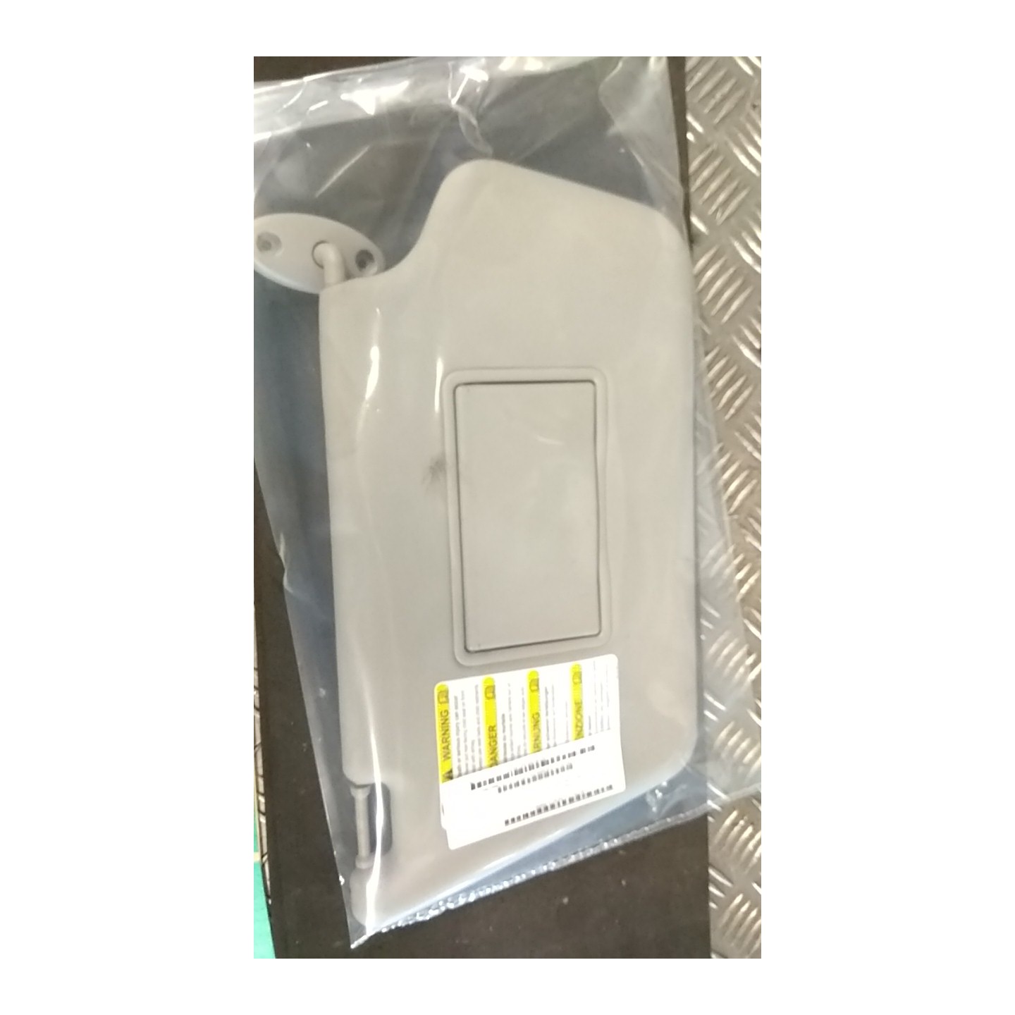 ALETTA PARASOLE PARABREZZA GRIGIO DX. 090 MAZDA MAZDA 2 1A SERIE (02/03-08/07 FUJA DD106927094