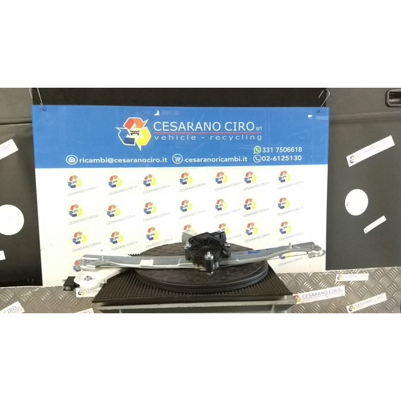 ALZACRISTALLO ELETTR. PORTA ANT. DX. 164 HYUNDAI TUCSON PLUG-IN (04/21-) G4FT 82404N7000