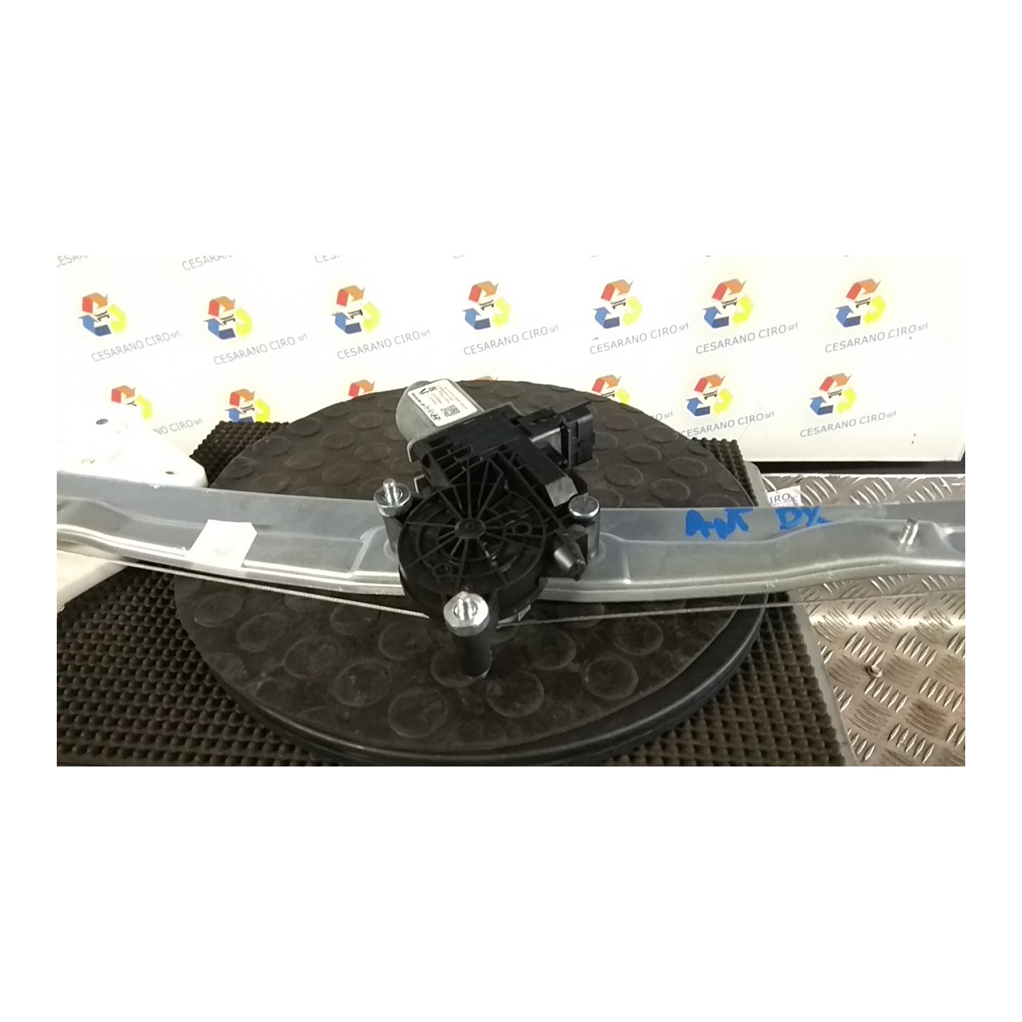ALZACRISTALLO ELETTR. PORTA ANT. DX. 164 HYUNDAI TUCSON PLUG-IN (04/21-) G4FT 82404N7000