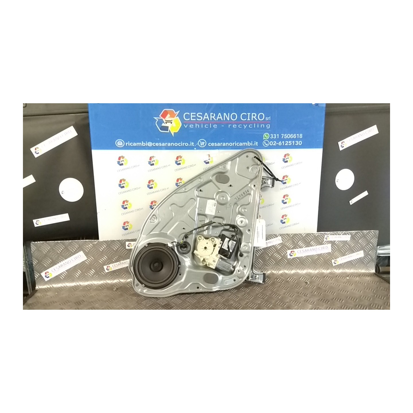 ALZACRISTALLO ELETTR. PORTA POST. SX. 009 FORD FOCUS C-MAX (CAP) (10/03-12/08 HHDA 1480081