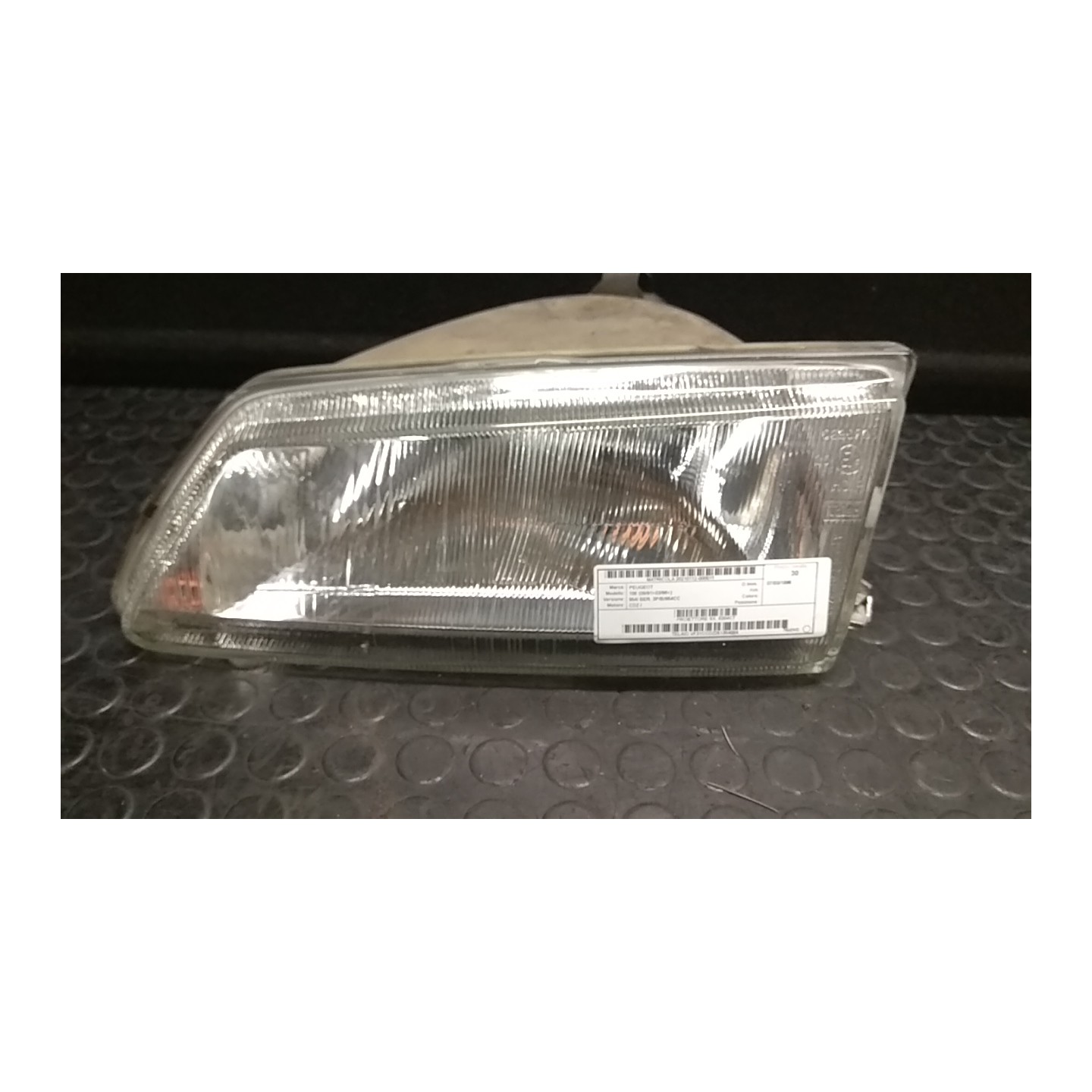 PROIETTORE SX. 011 PEUGEOT 106 (09/91-03/96) CDZ 6204C7