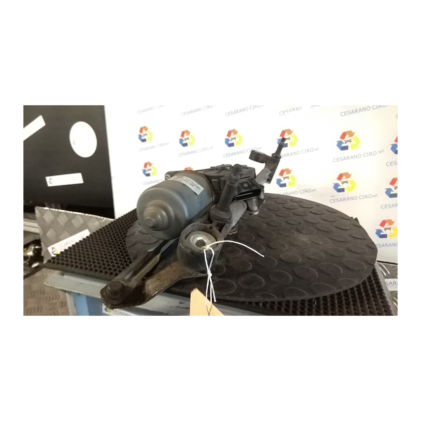 MECCANISMO TERGIPARABREZZA CON MOTORINO 045 OPEL CORSA (S07) (07/06-02/11) A13DTR 13182340