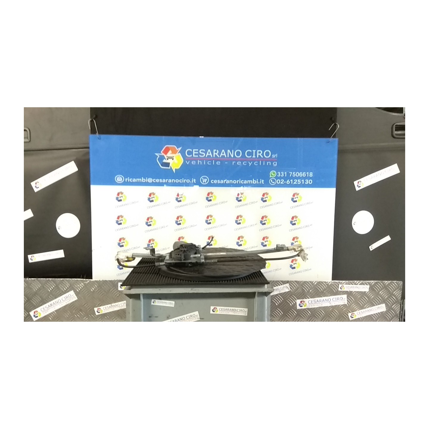 ALZACRISTALLO ELETTR. PORTA POST. C/MOTORINO DX. 068 RENAULT MODUS 1A SERIE (09/04-01/08) D4FD7 8200801329