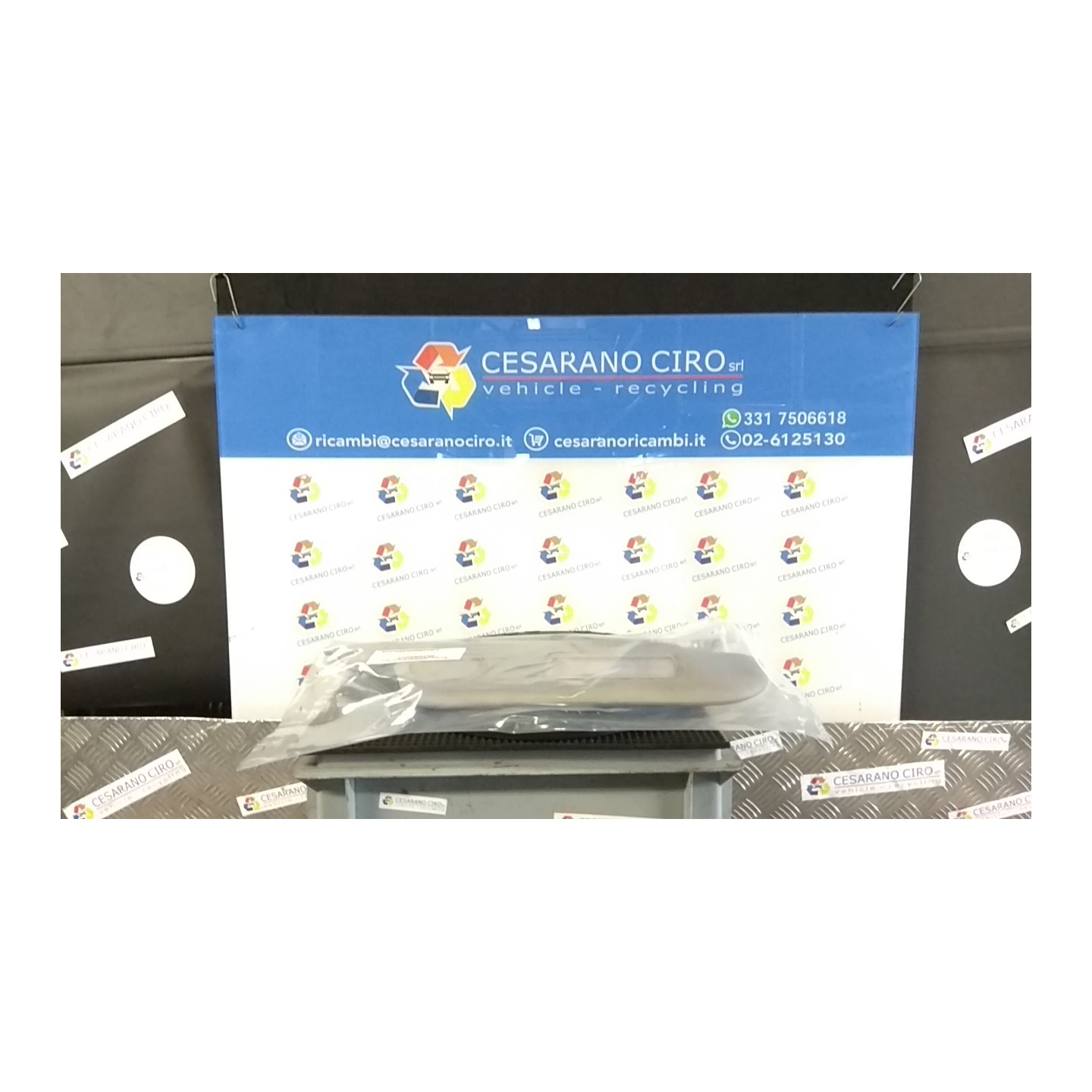 ALETTA PARASOLE PARABREZZA DX. 073 RENAULT CLIO 3A SERIE (07/05-05/09) D4FD7 8200294229