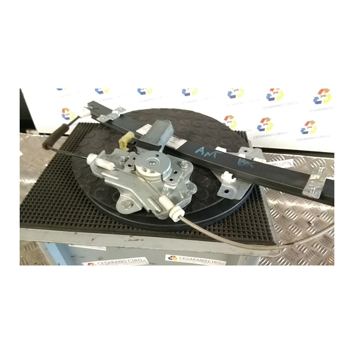 ALZACRISTALLO ELETTR. PORTA ANT. C/MOTORINO DX. 080 KIA PICANTO 1A SERIE (02/04-10/08 G4HG 8240207010