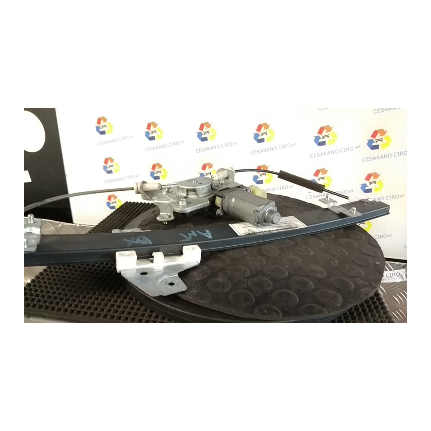 ALZACRISTALLO ELETTR. PORTA ANT. C/MOTORINO DX. 080 KIA PICANTO 1A SERIE (02/04-10/08 G4HG 8240207010