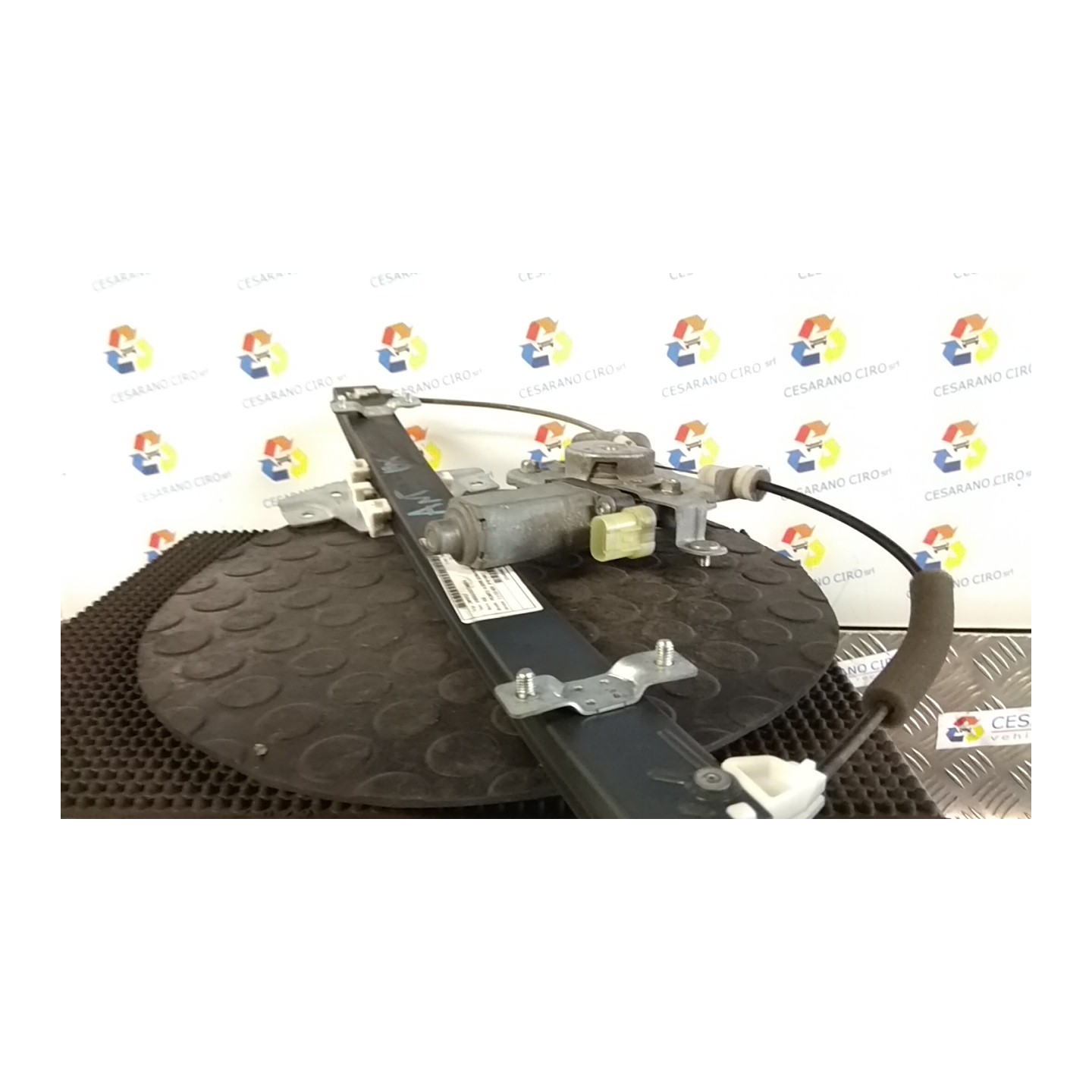 ALZACRISTALLO ELETTR. PORTA ANT. C/MOTORINO DX. 080 KIA PICANTO 1A SERIE (02/04-10/08 G4HG 8240207010