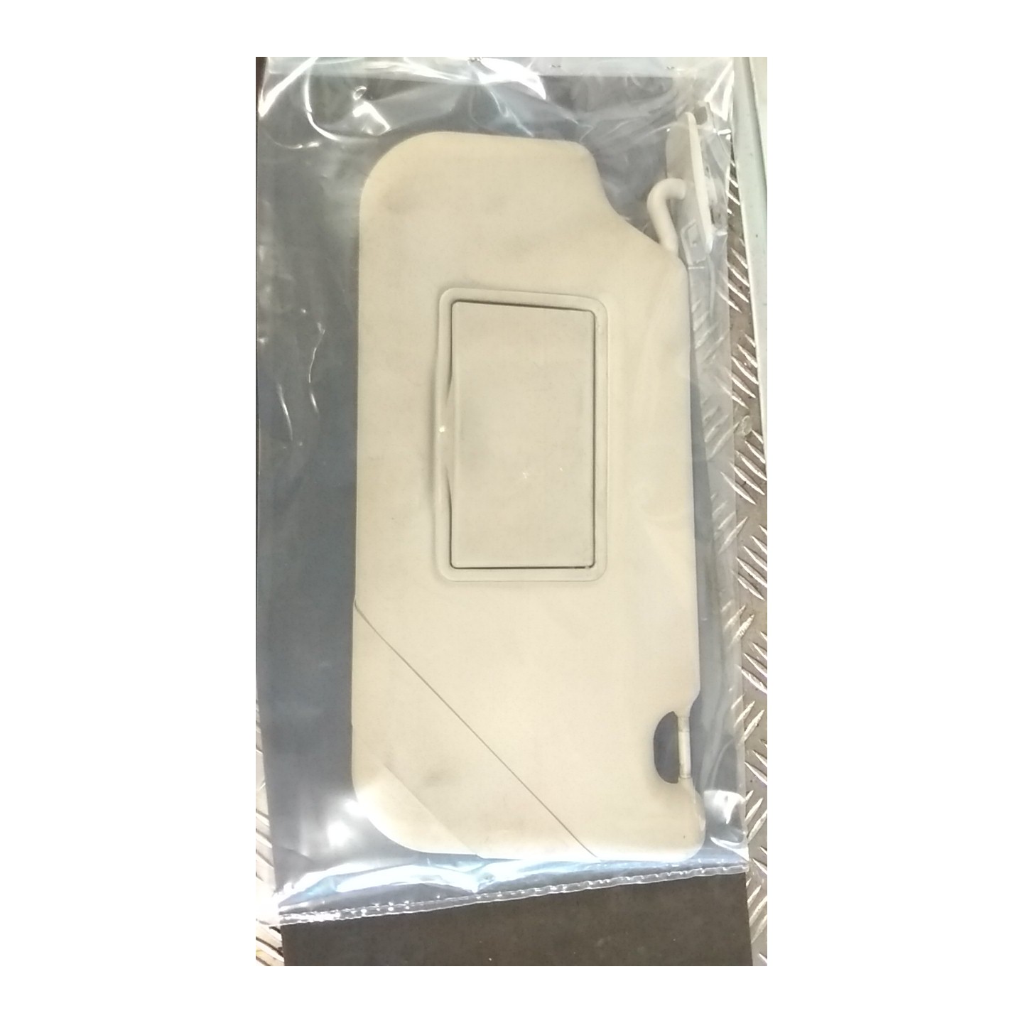 ALETTA PARASOLE PARABREZZA SX. 111 FORD FIESTA (CB1) (09/08-10/13) RTJA 1702310