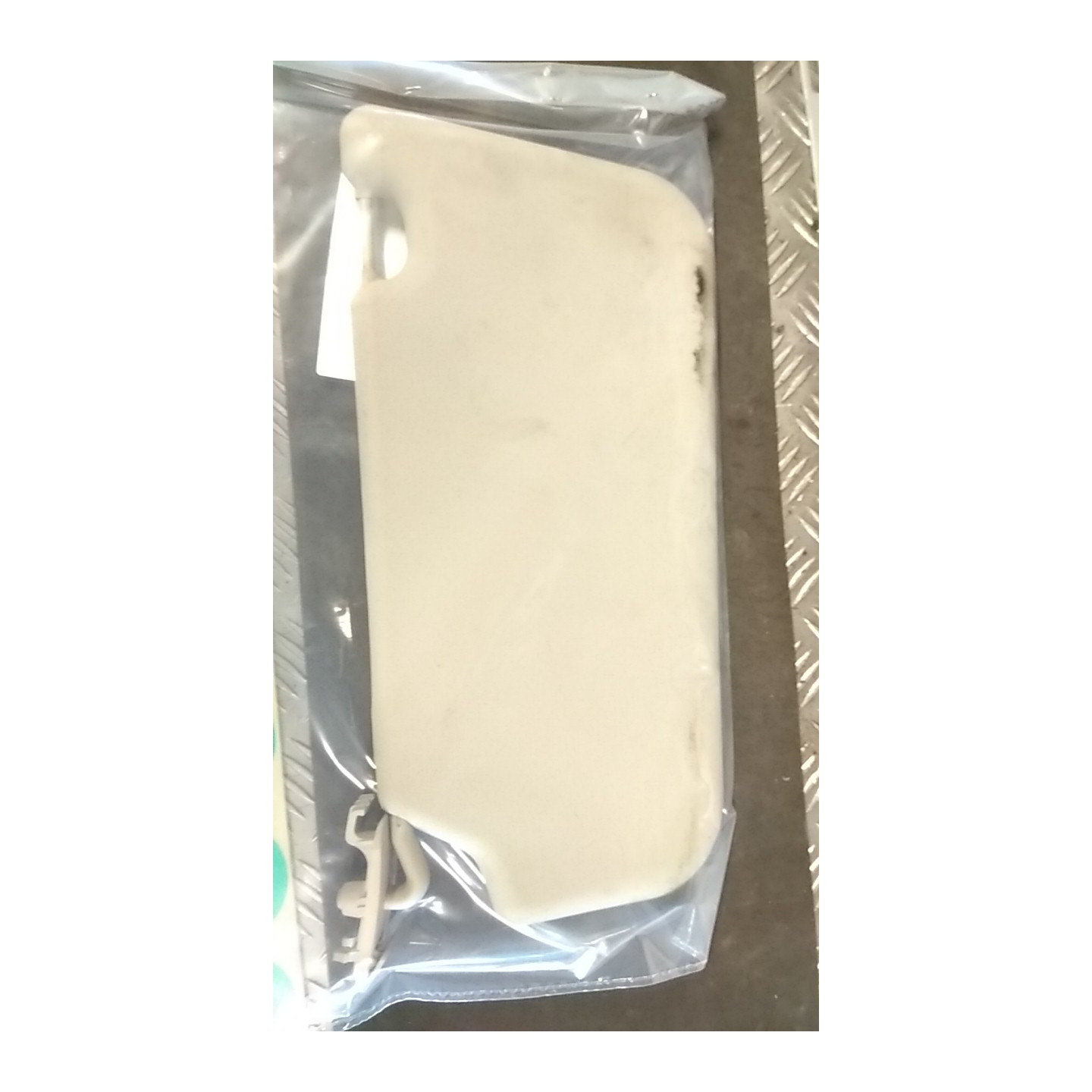 ALETTA PARASOLE PARABREZZA DX. 112 FORD FIESTA (CB1) (09/08-10/13) RTJA 1702309