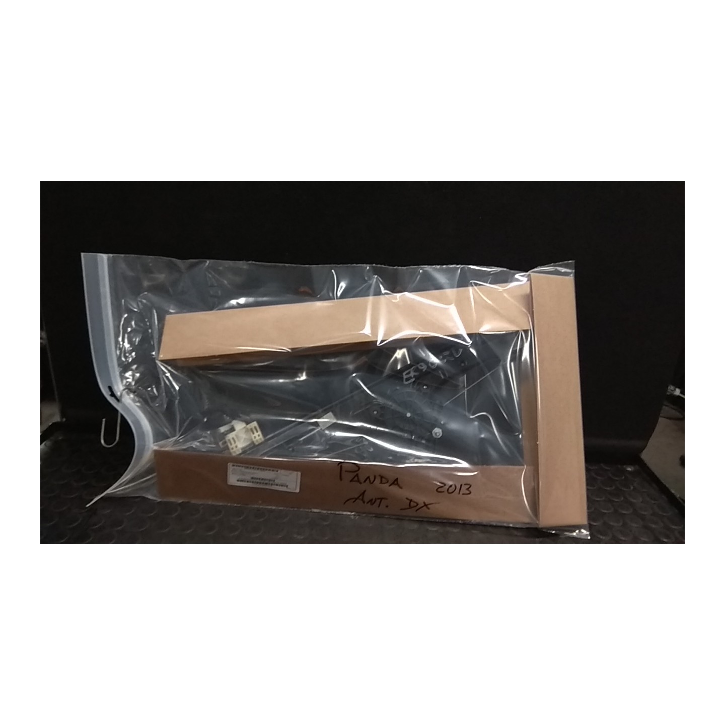 ALZACRISTALLO ELETTR. PORTA ANT. C/MOTORINO DX. 023 FIAT PANDA (33) (12/11-04/17) 169A4000 52076549