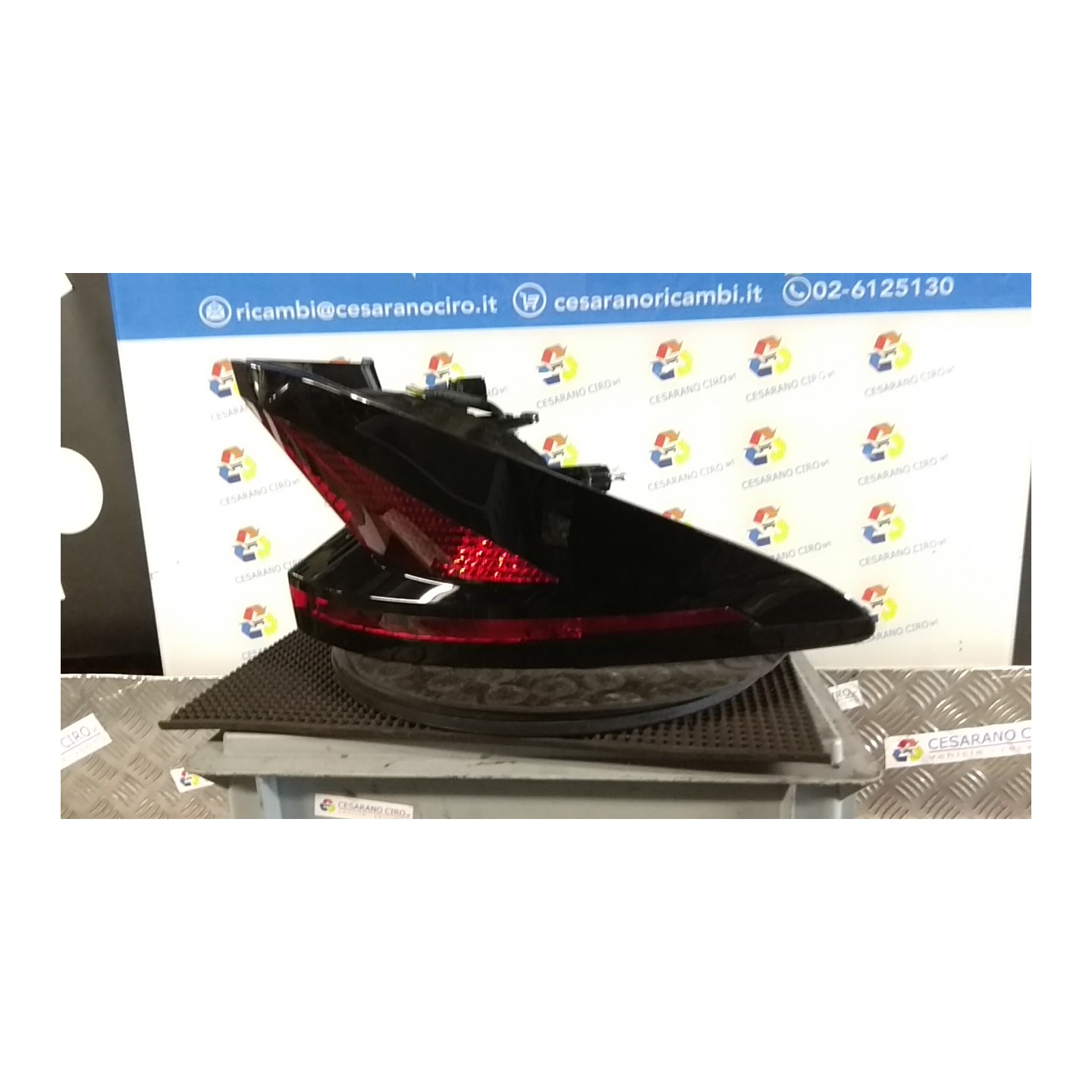 FANALE POST. PARTE EST. SX. 030 HYUNDAI TUCSON PLUG-IN (04/21-) G4FT 92401N7000