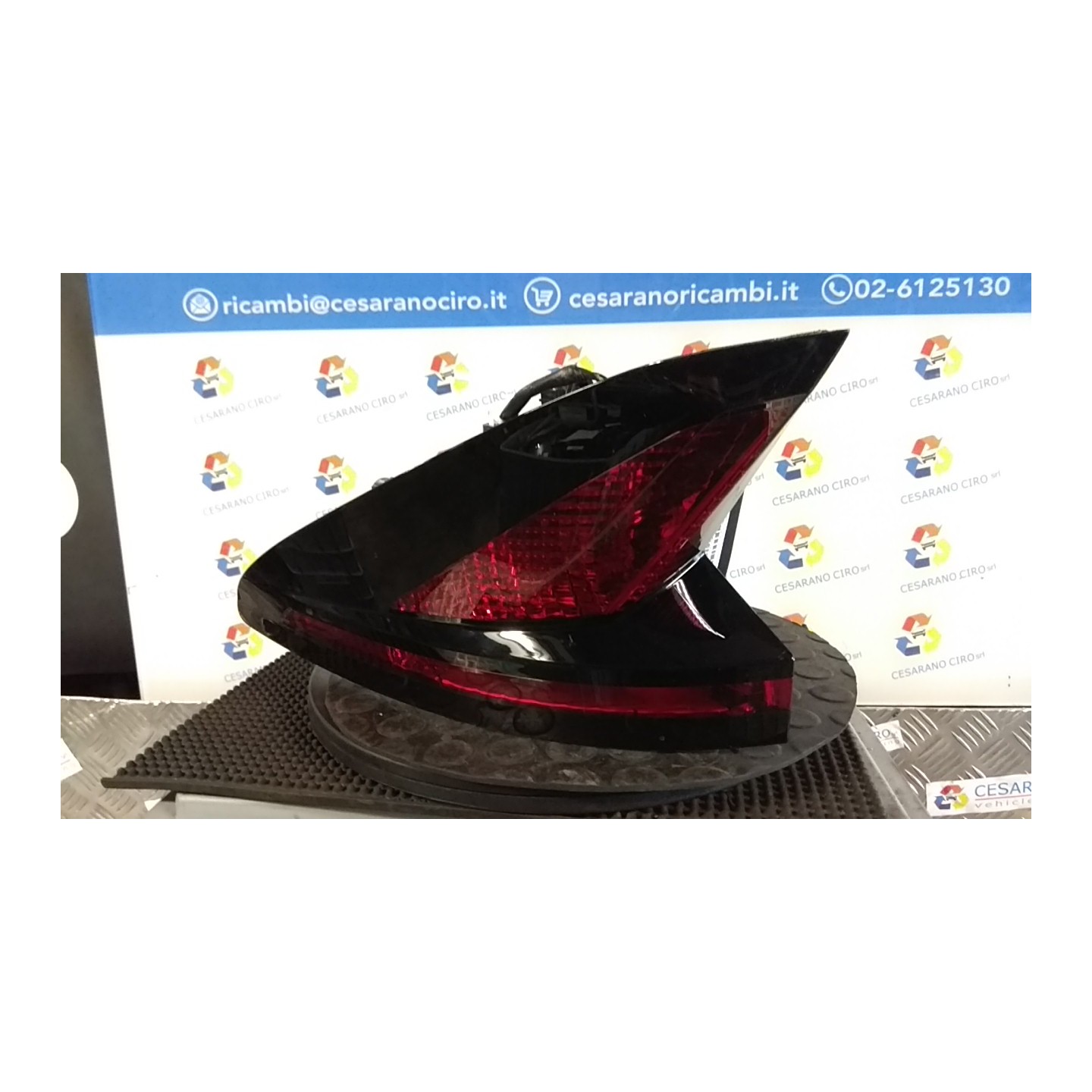 FANALE POST. PARTE EST. DX. 031 HYUNDAI TUCSON PLUG-IN (04/21-) G4FT 92402N7000