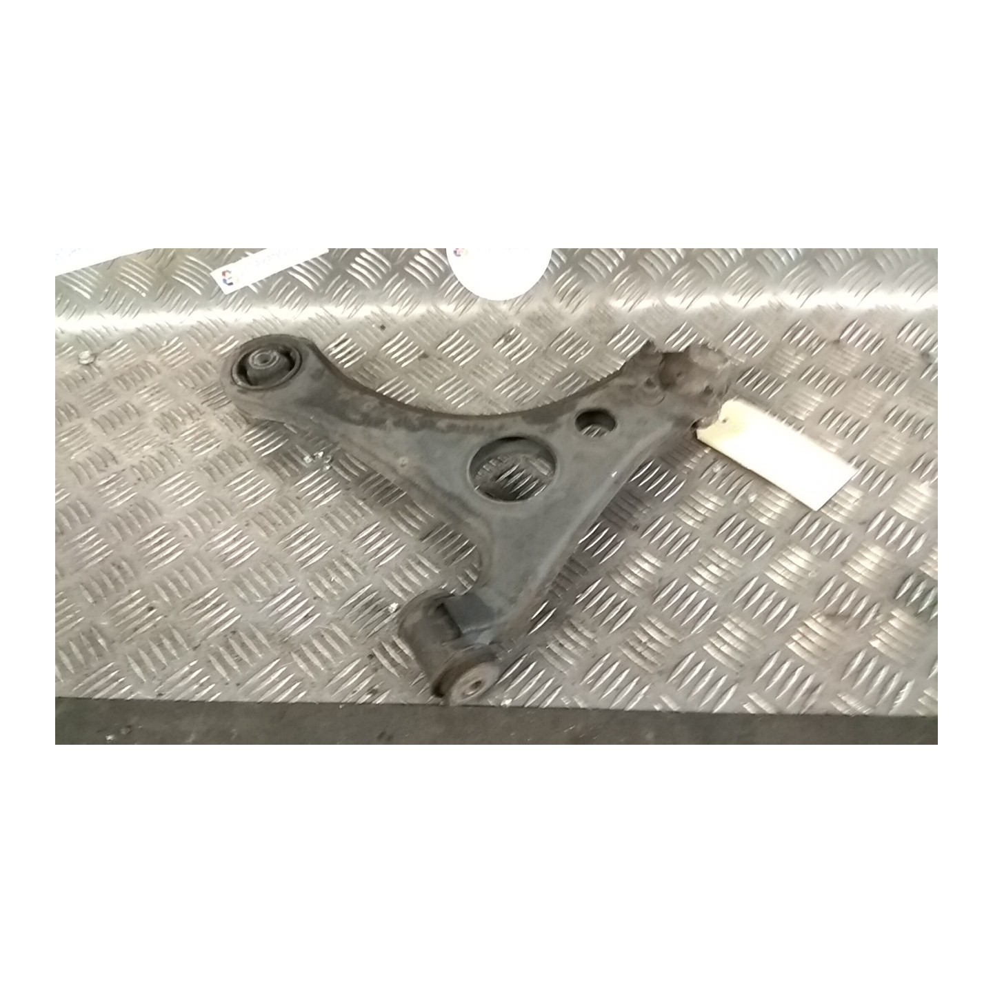 BRACCIO OSCILLANTE INF. SOSP. ANT. DX. 119 MERCEDES-BENZ CLASSE A (W168) (10/97-02/01) 166960 A1683302407