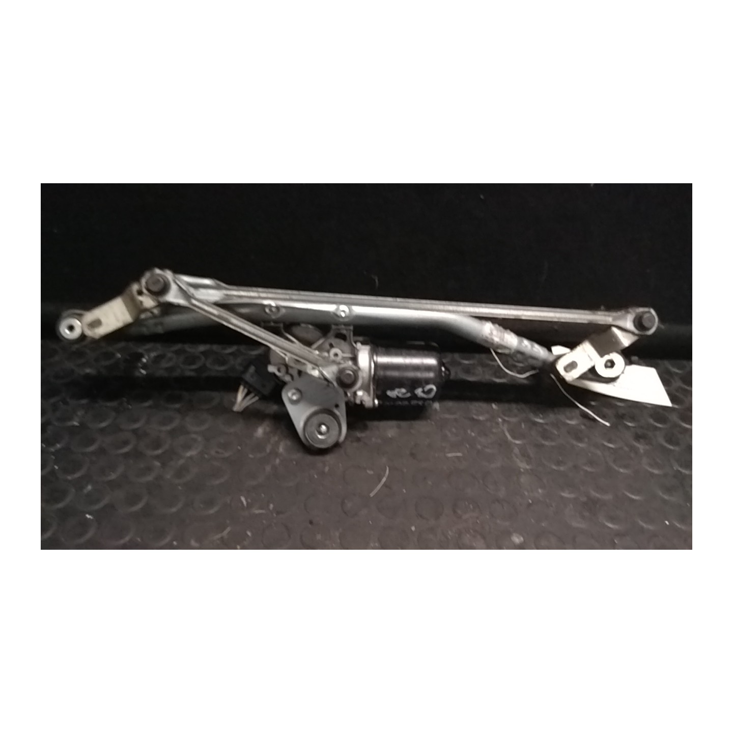 MECCANISMO TERGIPARABREZZA CON MOTORINO 246 CITROEN C3 2A SERIE (09/05-11/10) HFX 6401F4