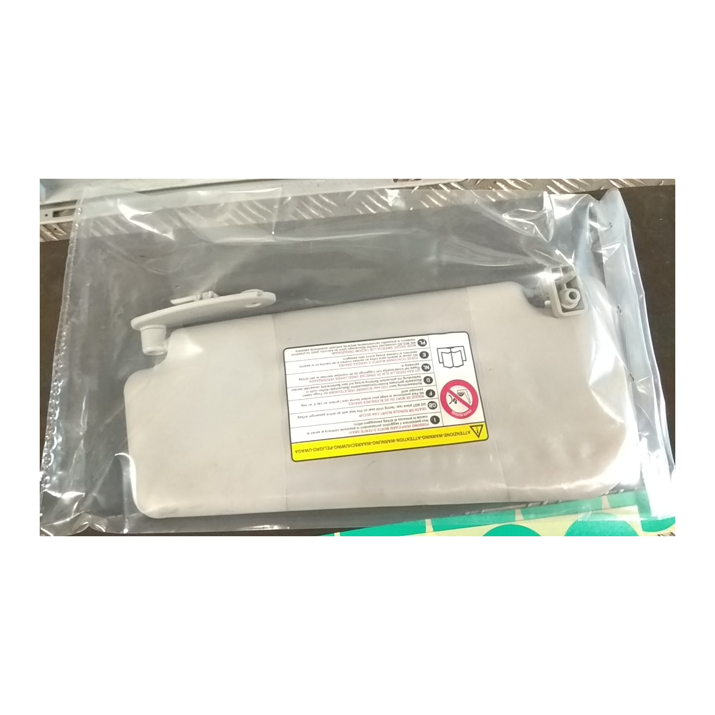 ALETTA PARASOLE PARABREZZA DX. 018 FIAT PUNTO EVO (3J) (08/09-07/13) 169A4000 735509466
