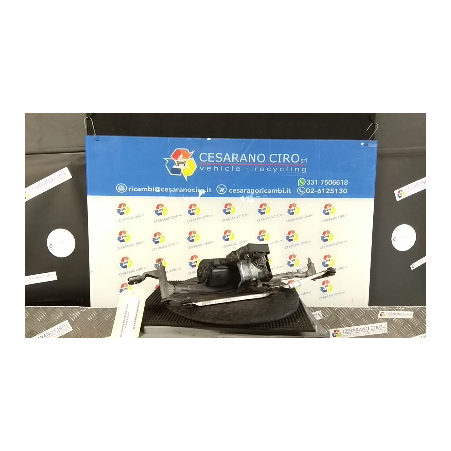 MECCANISMO TERGIPARABREZZA CON MOTORINO 022 LANCIA Y (01/96-10/00) 840A3000 46408351