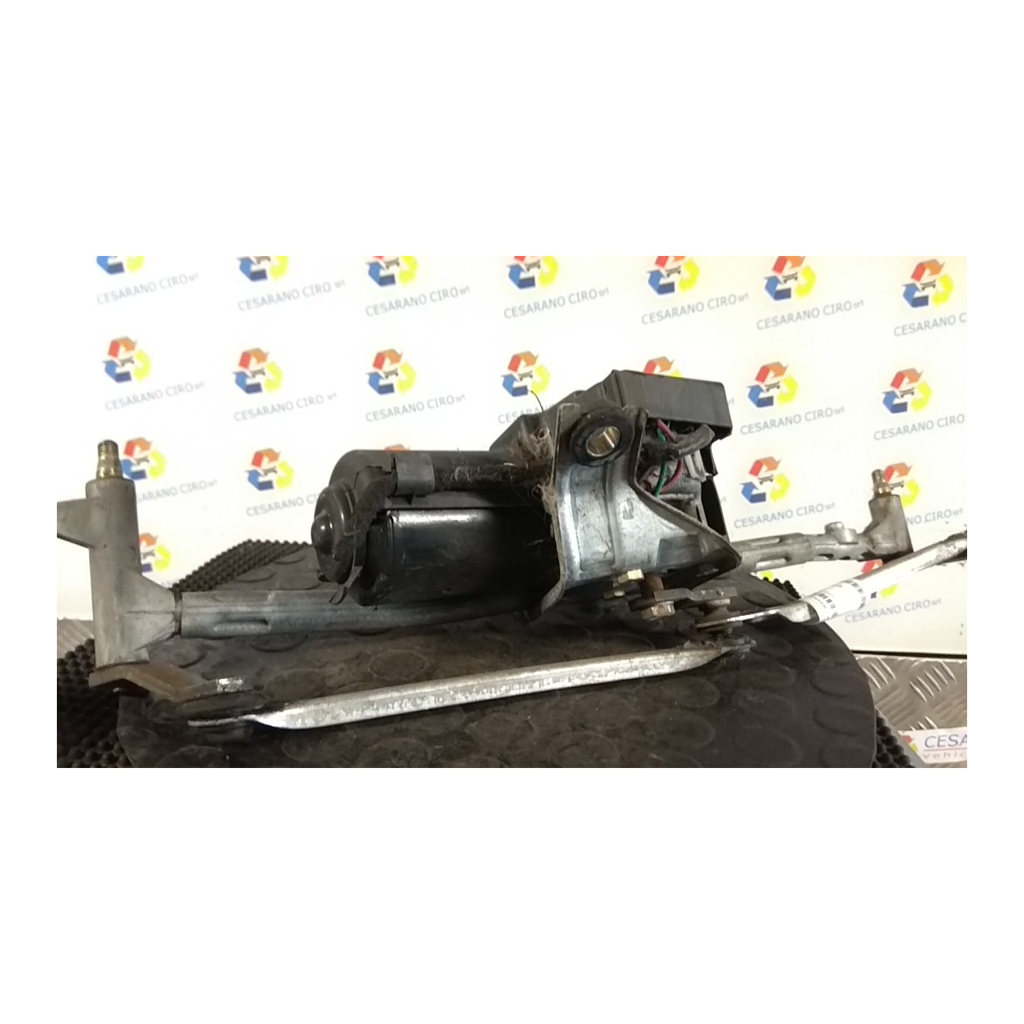 MECCANISMO TERGIPARABREZZA CON MOTORINO 022 LANCIA Y (01/96-10/00) 840A3000 46408351