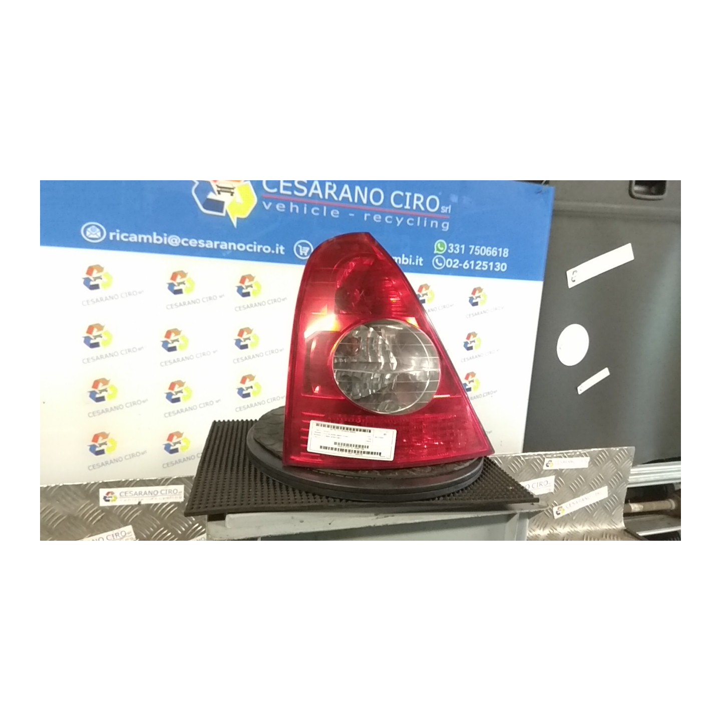 FANALE POST. SX. 043 RENAULT CLIO 2A SERIE (05/01-11/10) D7FG7 8200917488