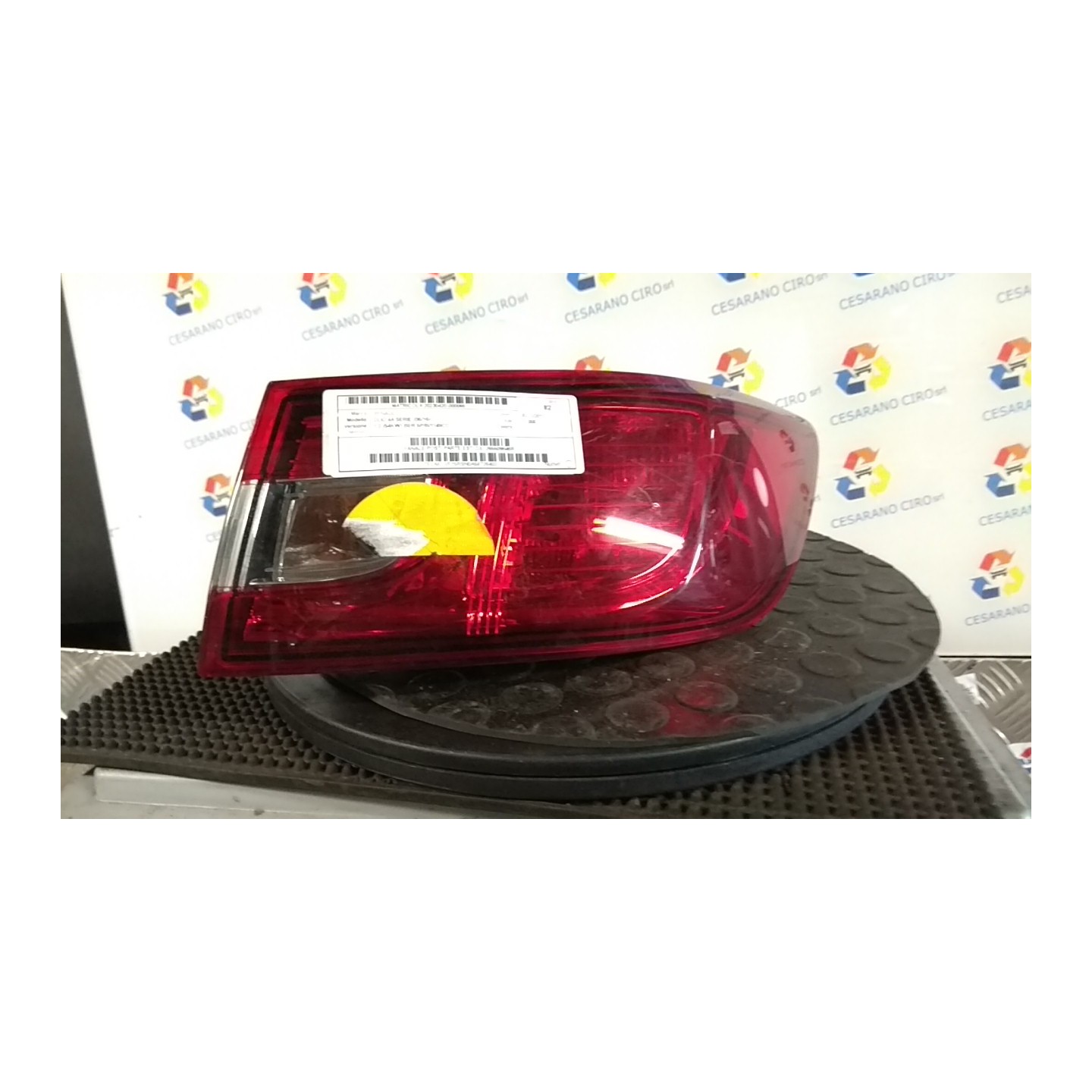 FANALE POST. PARTE EST. DX. 065 RENAULT CLIO 4A SERIE (06/16-) D4FD7 265509846R