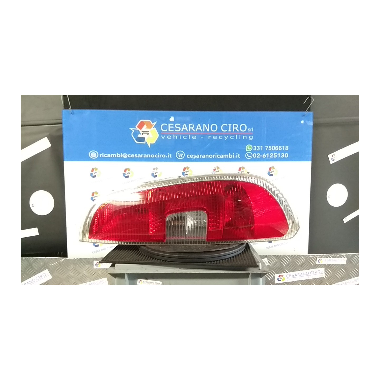 FANALE POST. DX. 070 SKODA ROOMSTER (5J) (03/10-) CGP 5J7945112