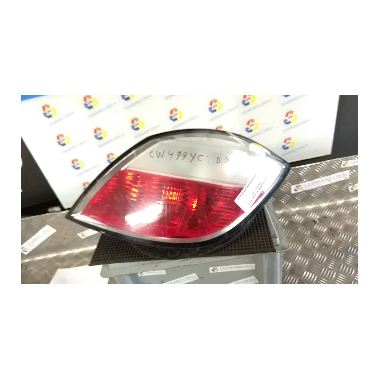 FANALE POST. HELLA DX. 077 OPEL ASTRA (A04) (01/04-03/11) Z16XEP 93190305