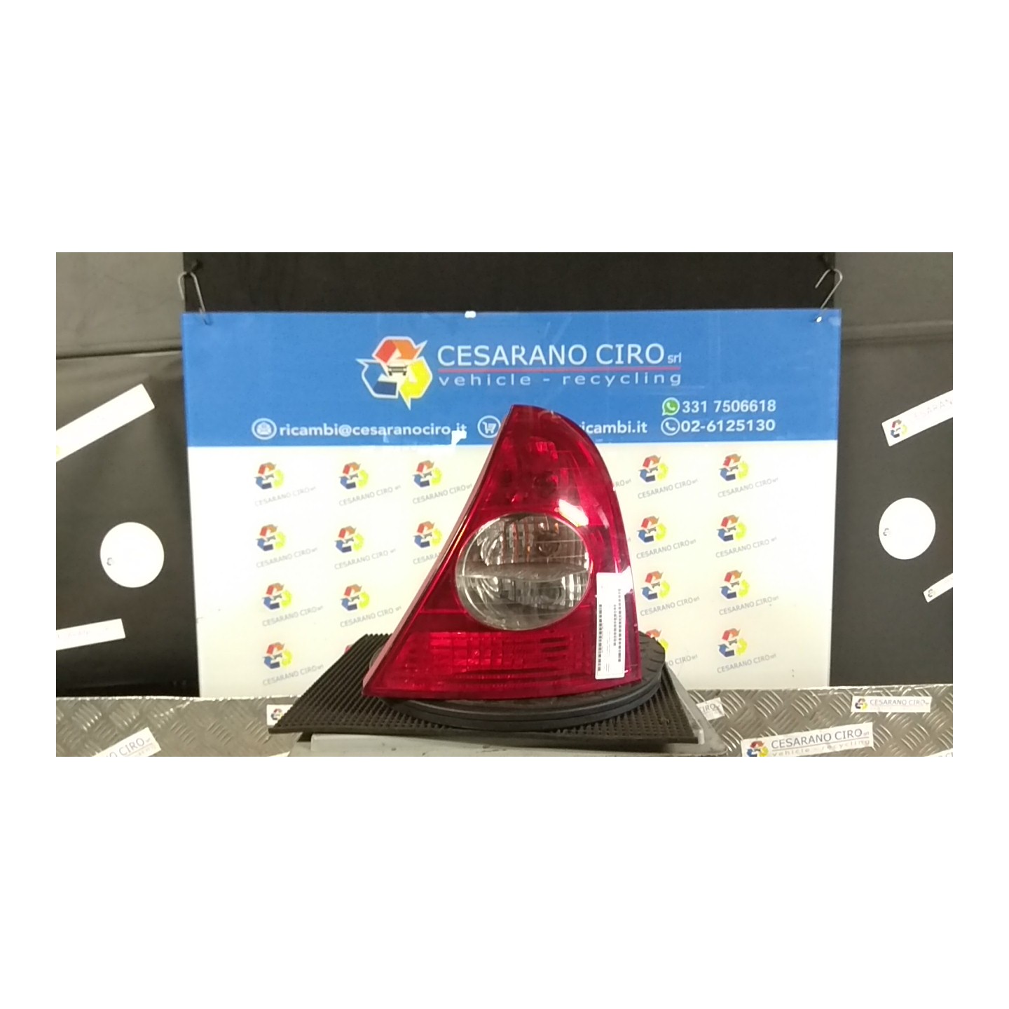 FANALE POST. DX. 153 RENAULT CLIO 2A SERIE (05/01-11/10) D7FG7 8200917487